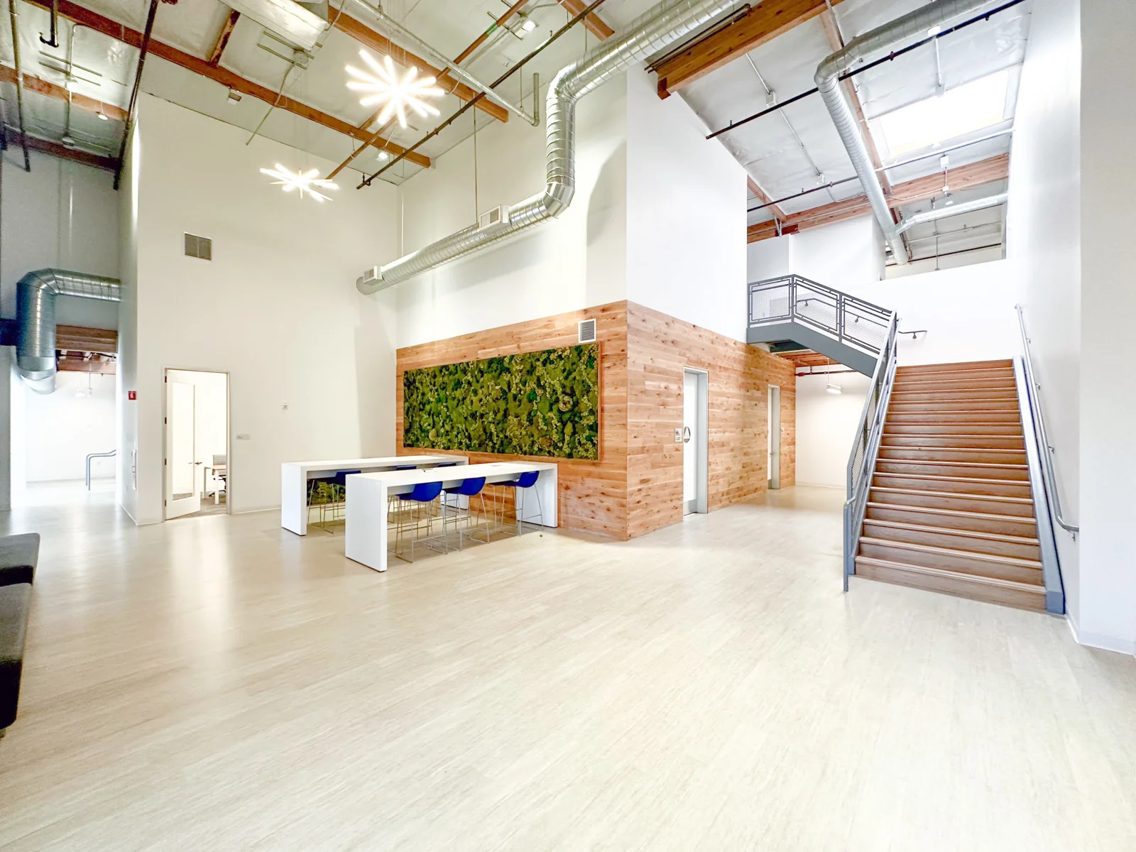 FlexIndustrial in Redwood City, CA — Lease in Redwood City, CA, photo 3 of 8