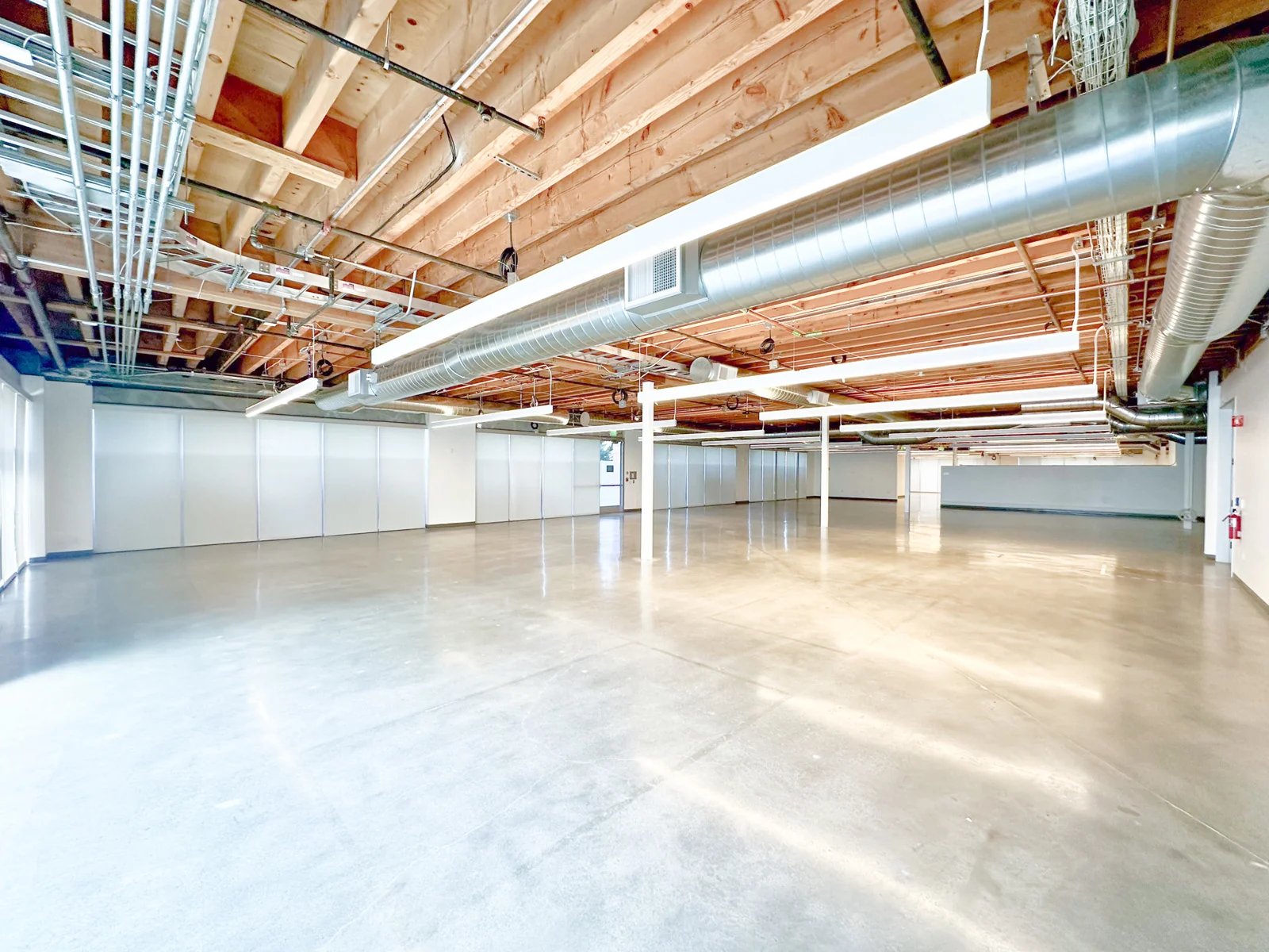 FlexIndustrial in Redwood City, CA — Lease in Redwood City, CA, photo 6 of 8
