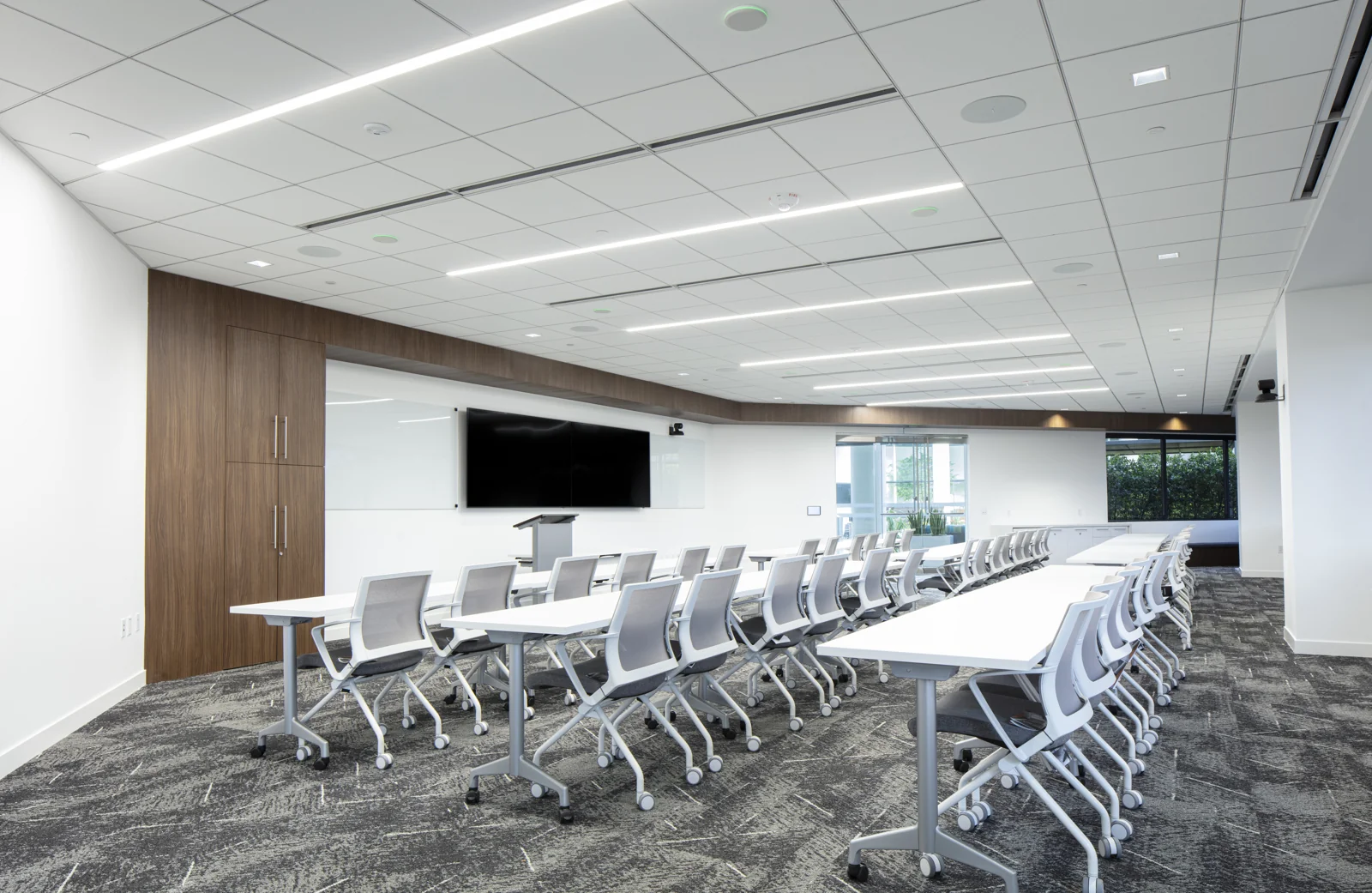 GENESIS 1400 Fashion Island — Lease in San Mateo, CA, photo 6 of 8