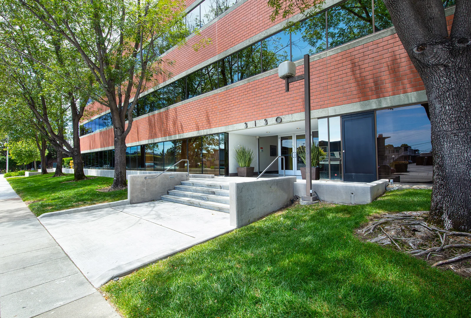 San Mateo Office Plaza