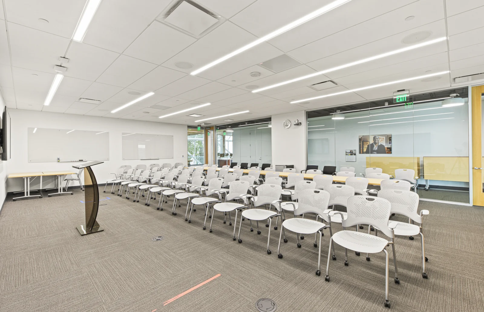 LifeSciences in Brisbane, CA — Lease in Brisbane, CA, photo 5 of 8