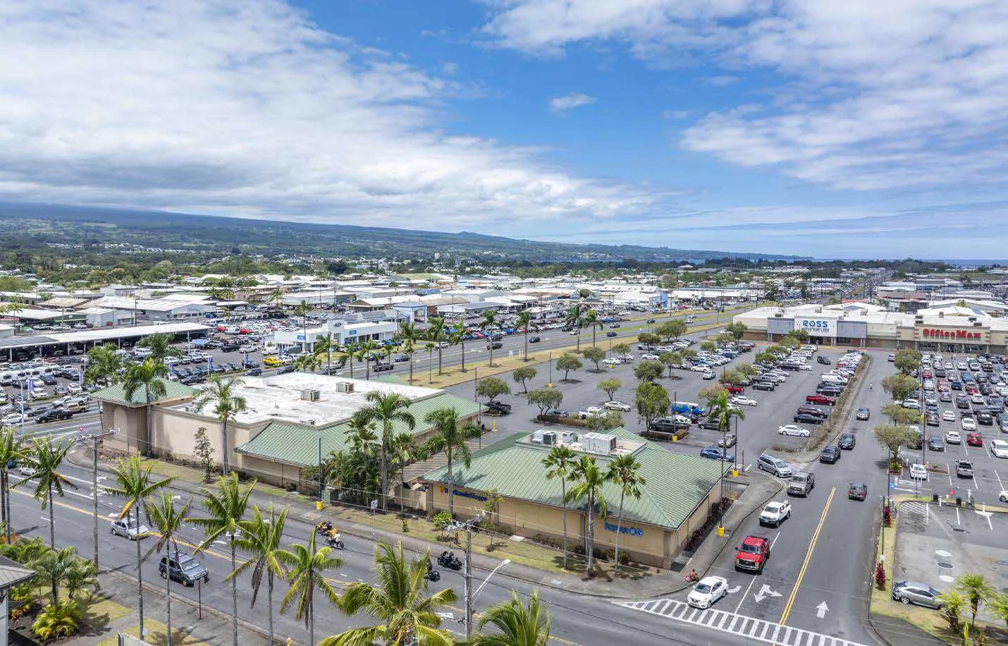Waiakea Center — Lease in Hilo, HI, photo 2 of 6