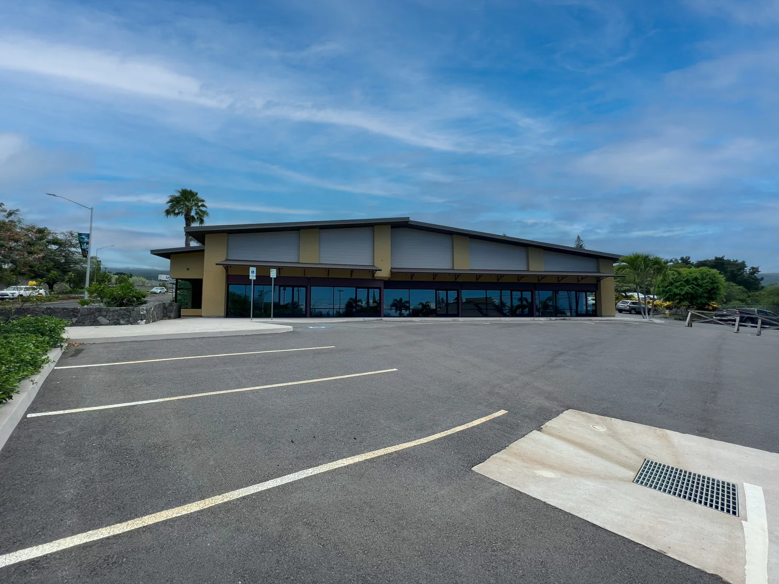 Henry Street Landing — Lease in Kailua-Kona, HI, photo 1 of 8