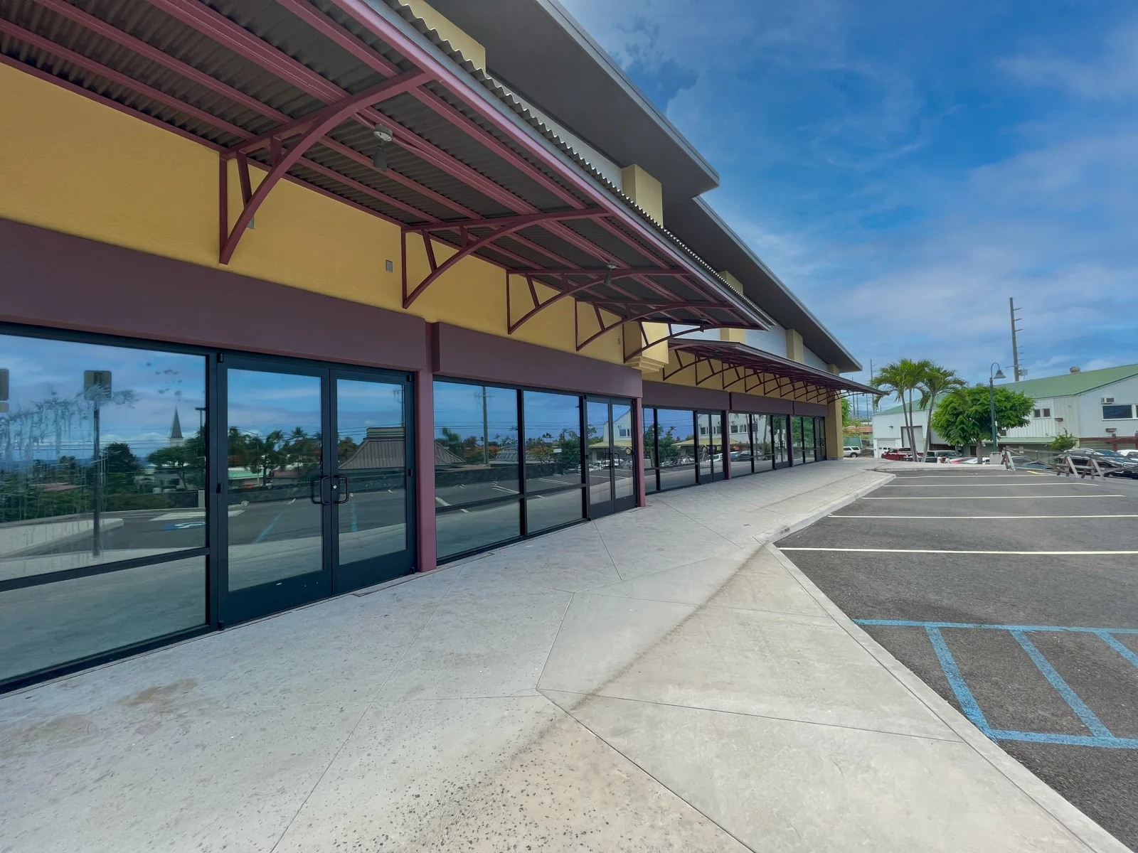 Henry Street Landing — Lease in Kailua-Kona, HI, photo 3 of 8