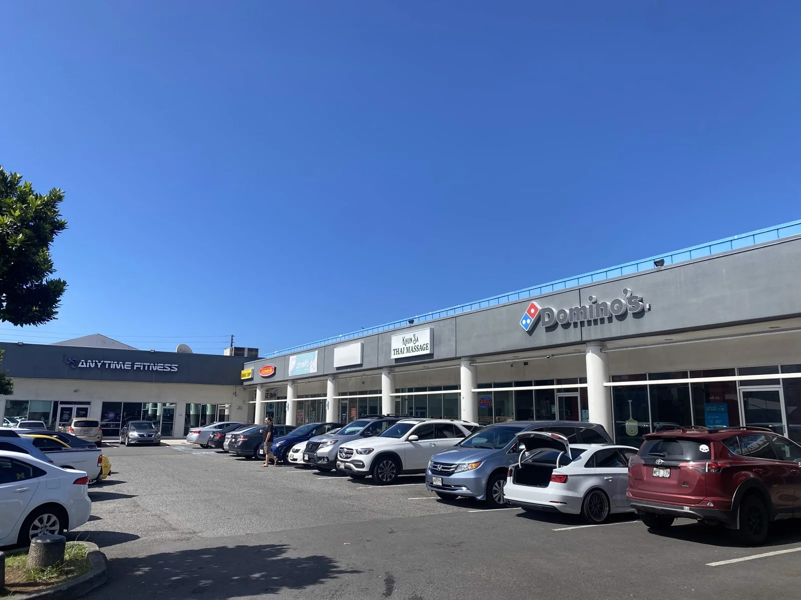 Kailua Center — Lease in Kailua, HI, photo 2 of 3