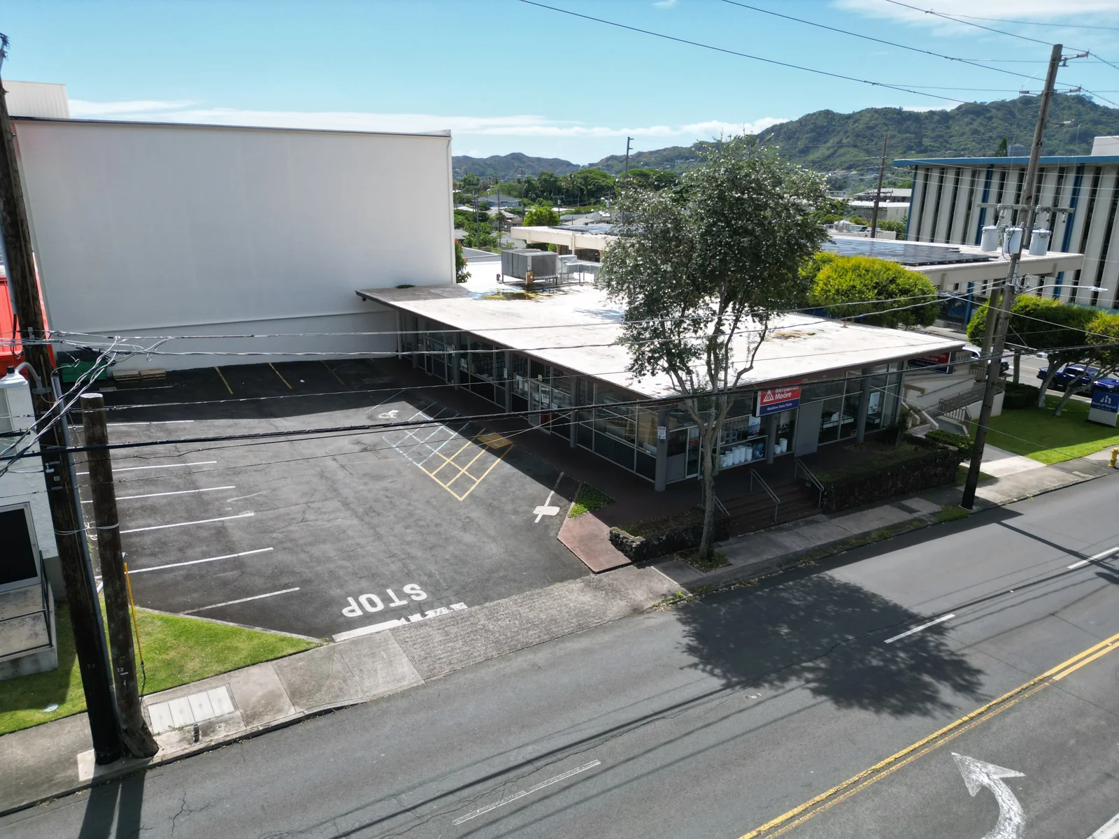 Retail in Kaneohe, HI — Lease in Kaneohe, HI, photo 2 of 2