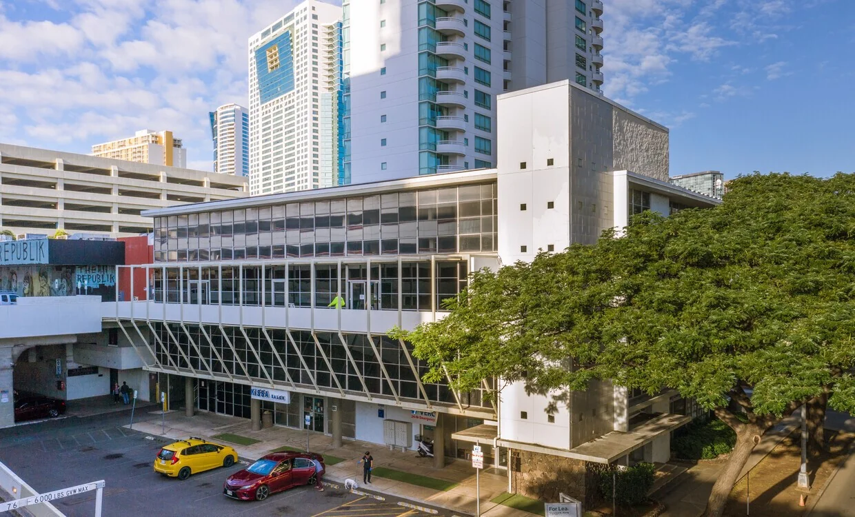1347 Kapiolani — Lease in Honolulu, HI, photo 1 of 5
