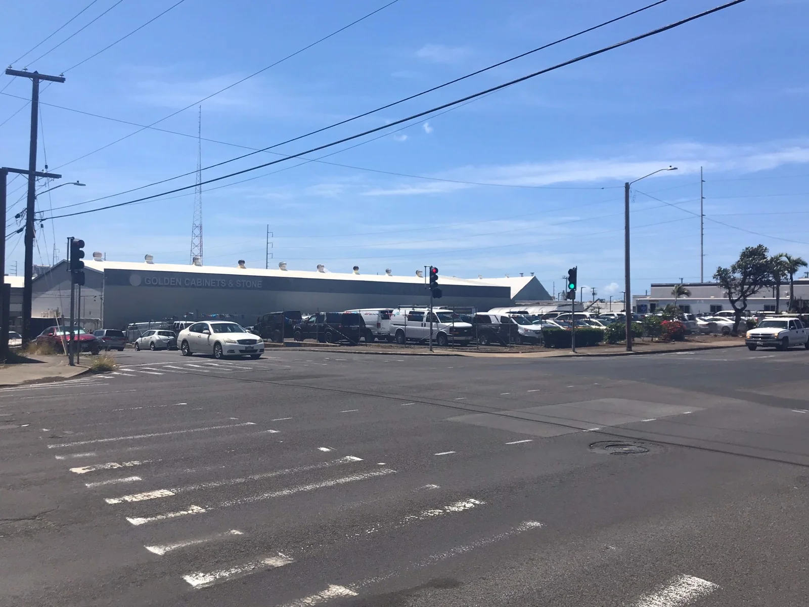 Industrial in Honolulu, HI — Lease in Honolulu, HI, photo 1 of 3