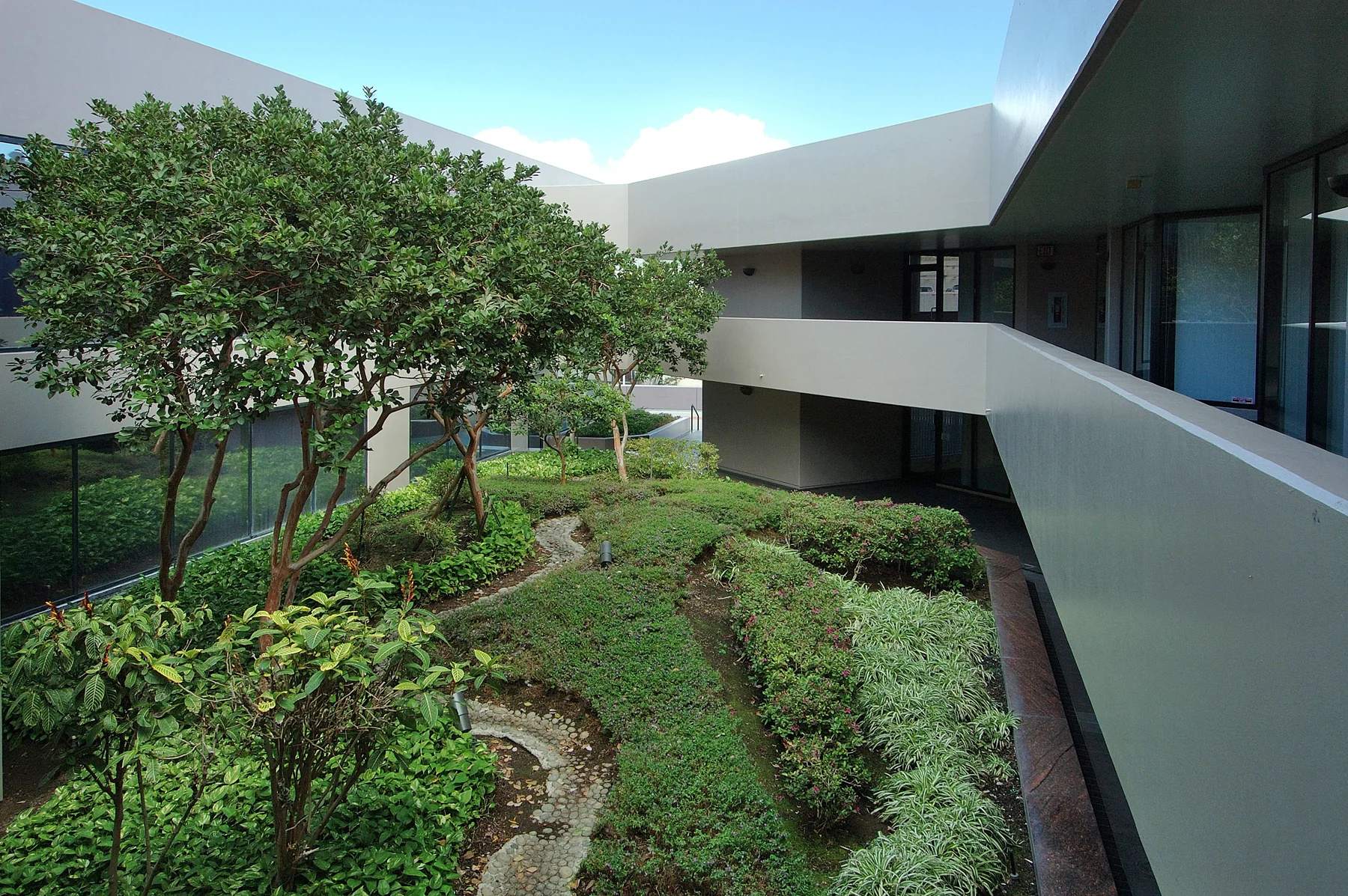 Waterfront Plaza - photo 3 - Honolulu, HI