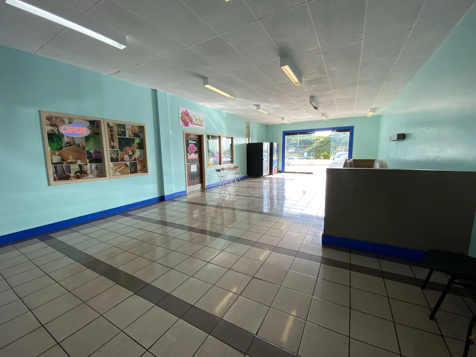 Pearl City Business Plaza — Lease in Pearl City, HI, photo 6 of 6