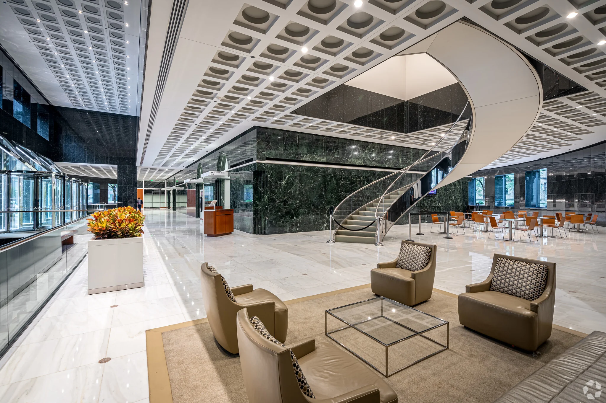 Wells Fargo Plaza - photo 8 - Houston, TX