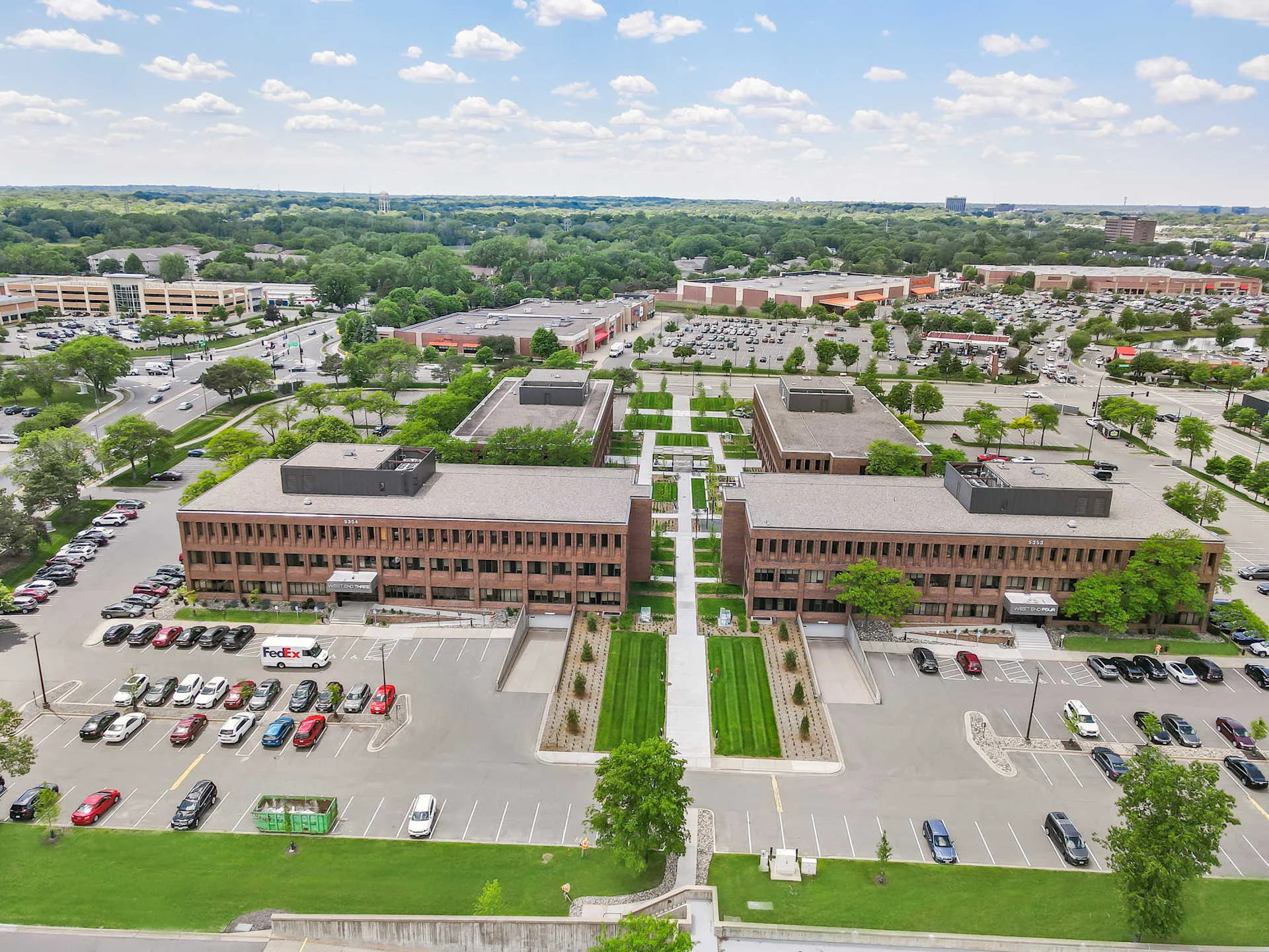 West End III — Lease in Saint Louis Park, MN, photo 1 of 2