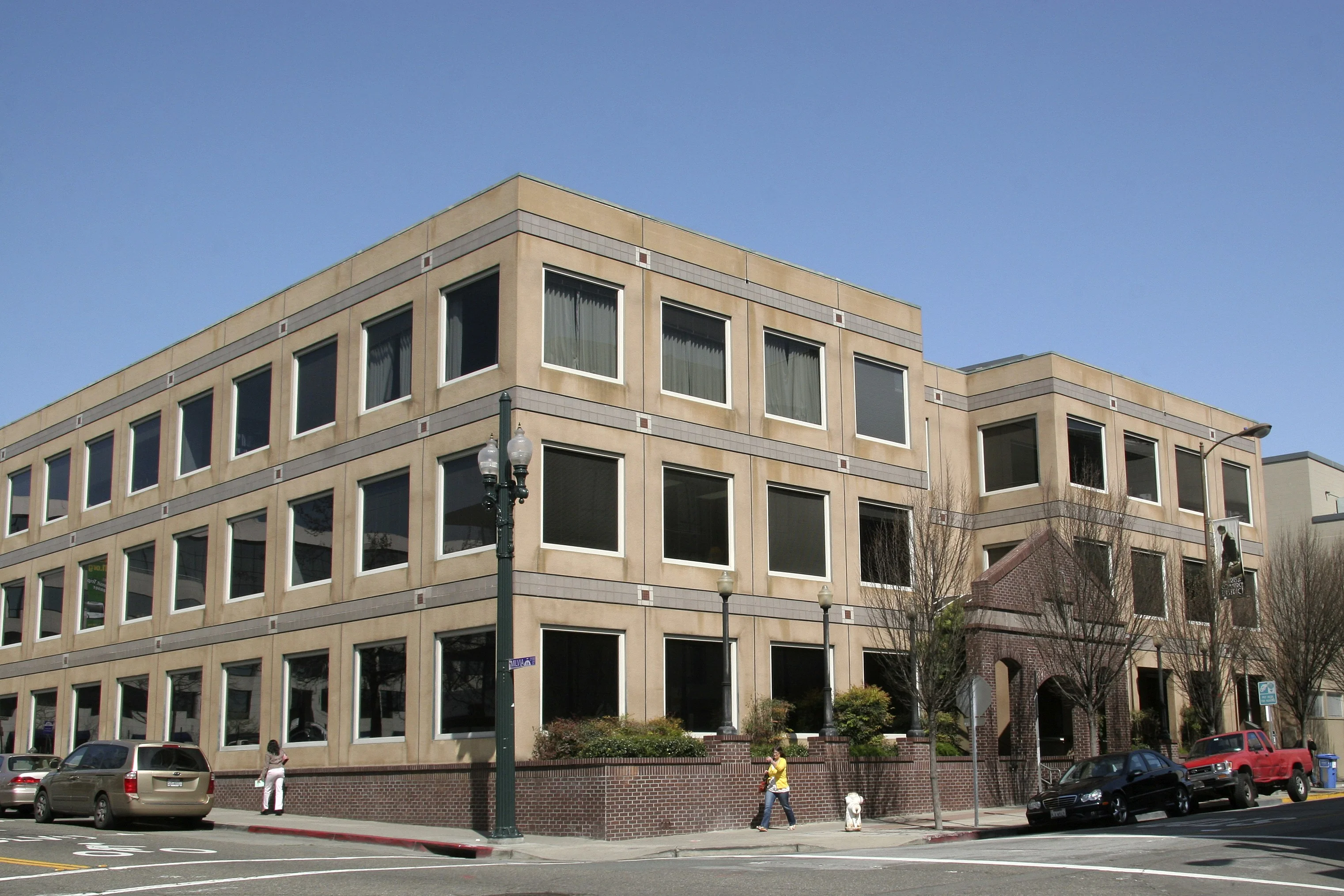 Merrill Lynch Building - photo 1 - Berkeley, CA