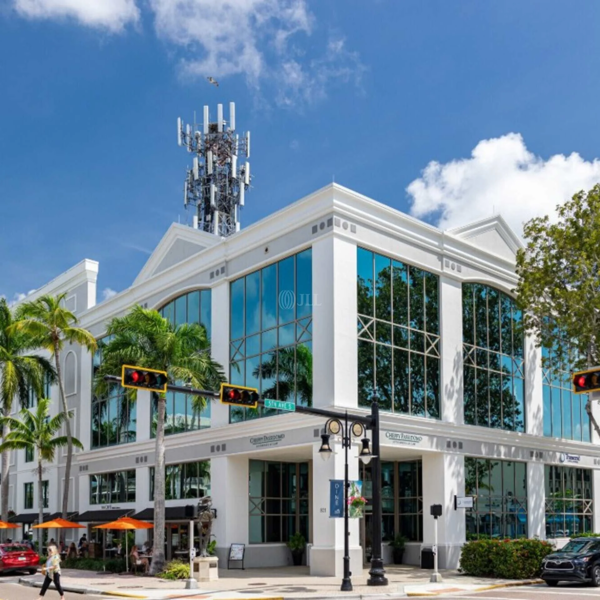 821 5th Ave S — Lease in Naples, FL, photo 3 of 4