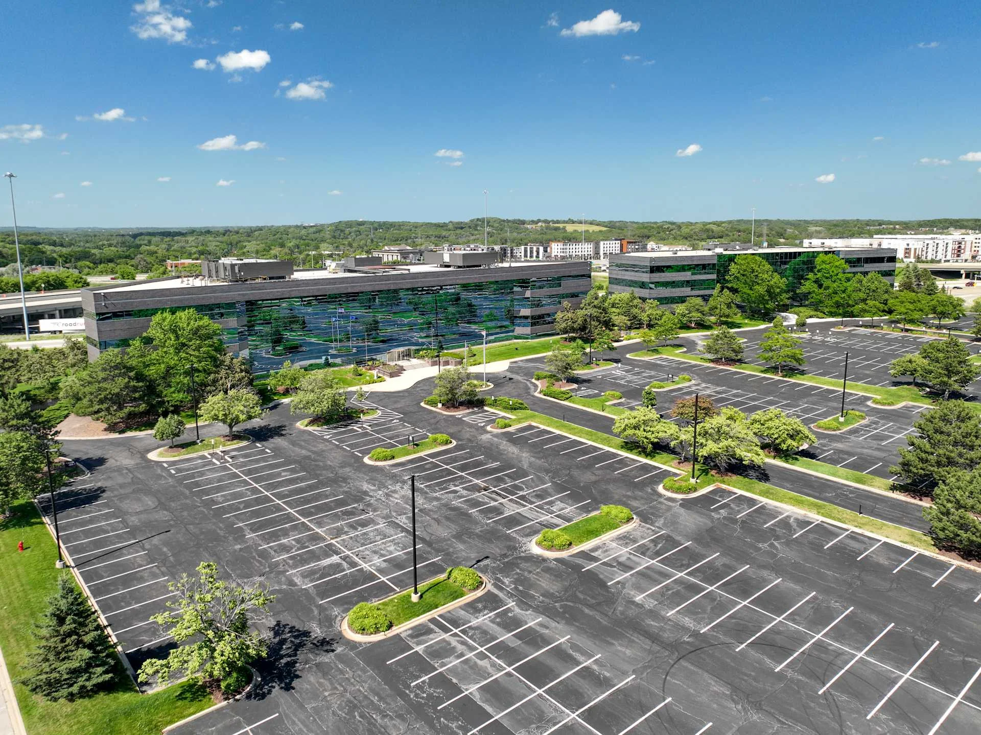 Crossroads Corporate Center II — Lease in Waukesha, WI, photo 1 of 5