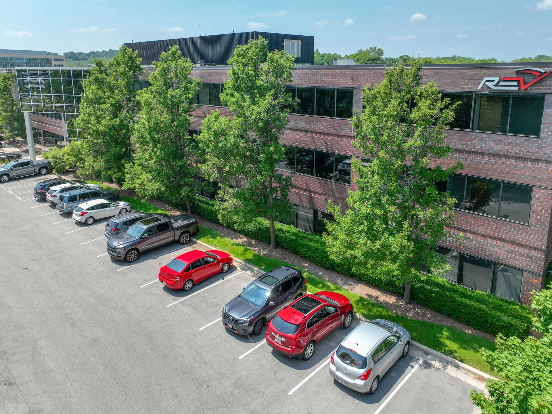 245 Plaza — Lease in Brookfield, WI, photo 3 of 8