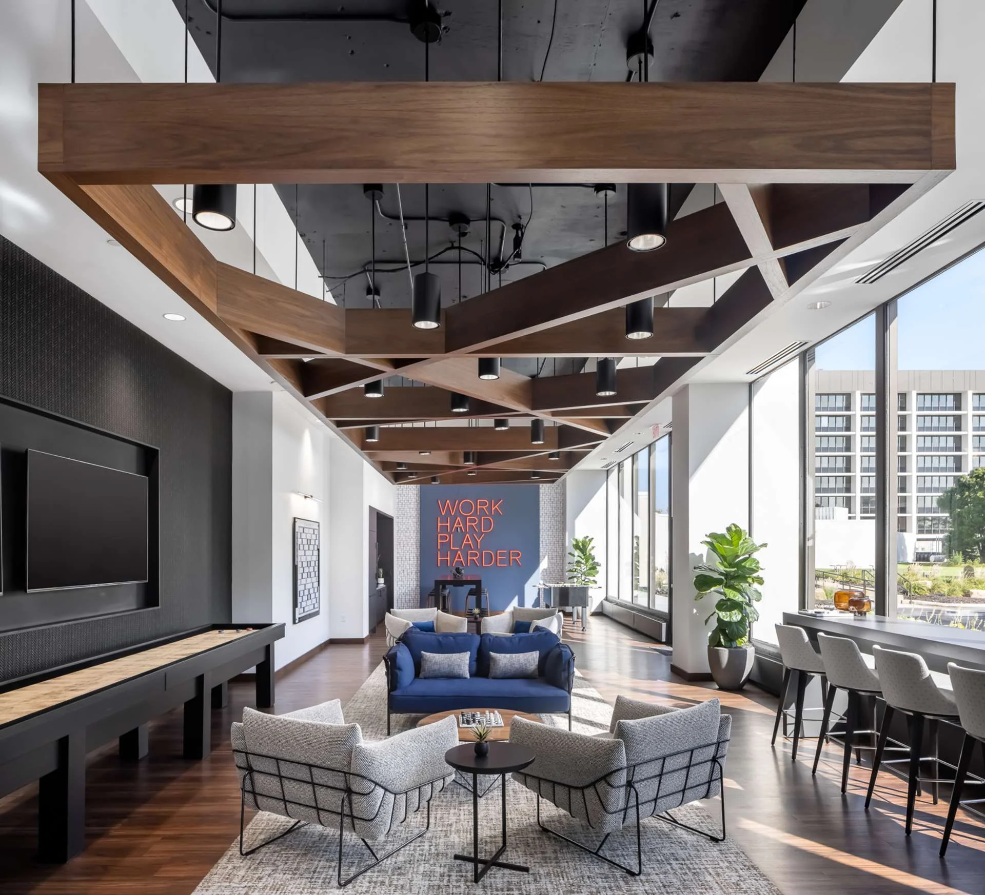 600 Metropoint — Lease in Saint Louis Park, MN, photo 3 of 4