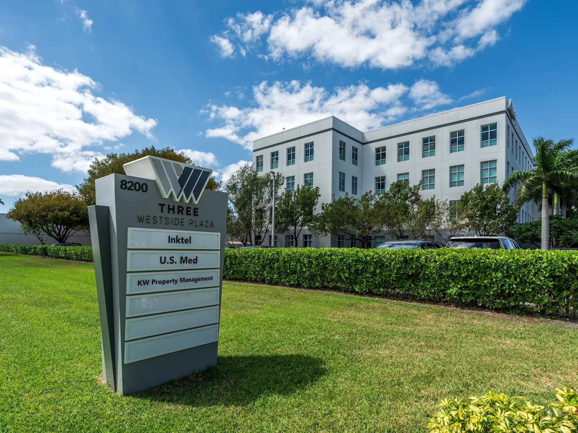 Westside Plaza III — Lease in Doral, FL, photo 4 of 5