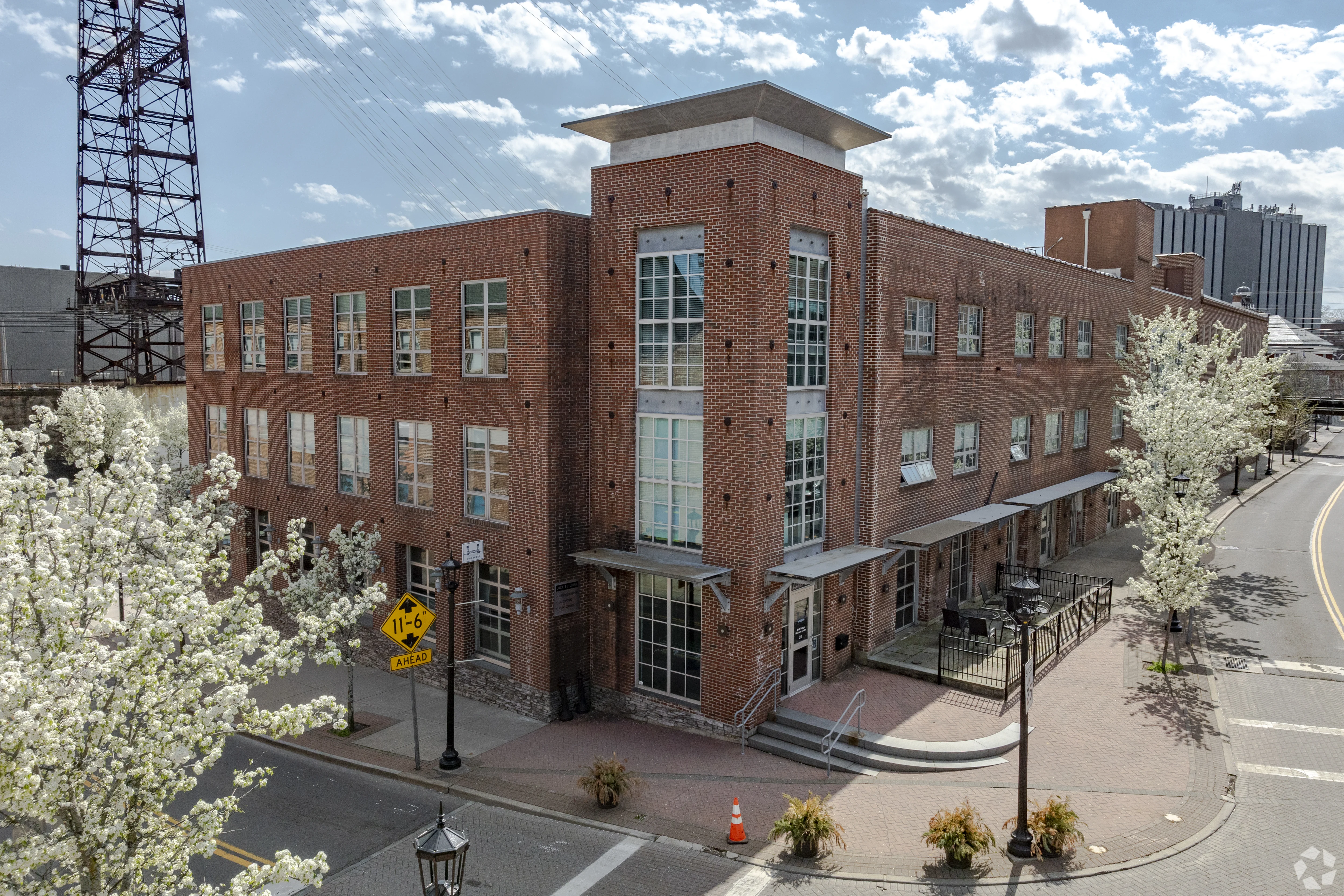 Lock Building — Lease in Norwalk, CT, photo 1 of 1
