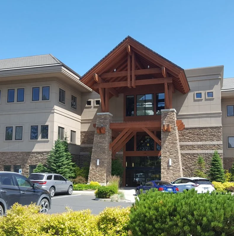 Wandermere Professional Building — Lease in Spokane, WA, photo 2 of 8