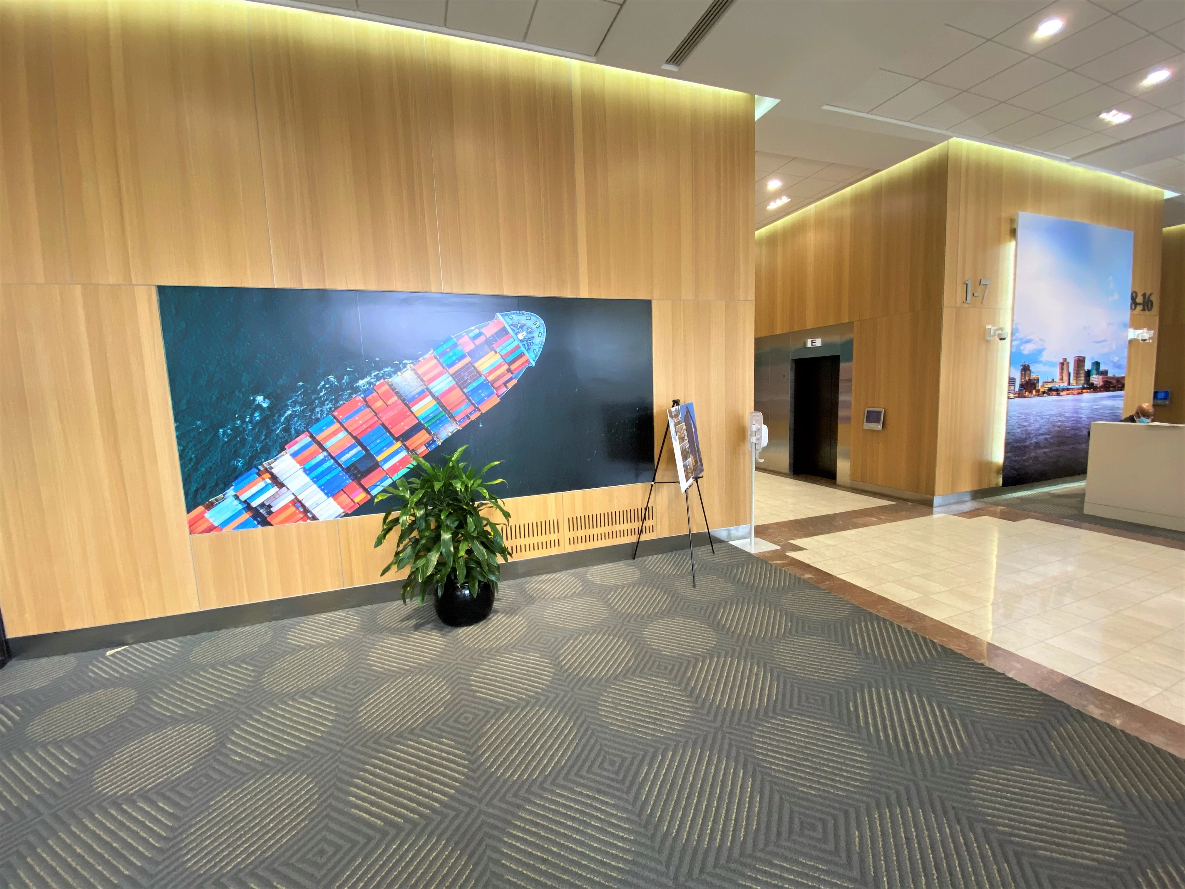 500 E Main St - photo 5 - Norfolk, VA