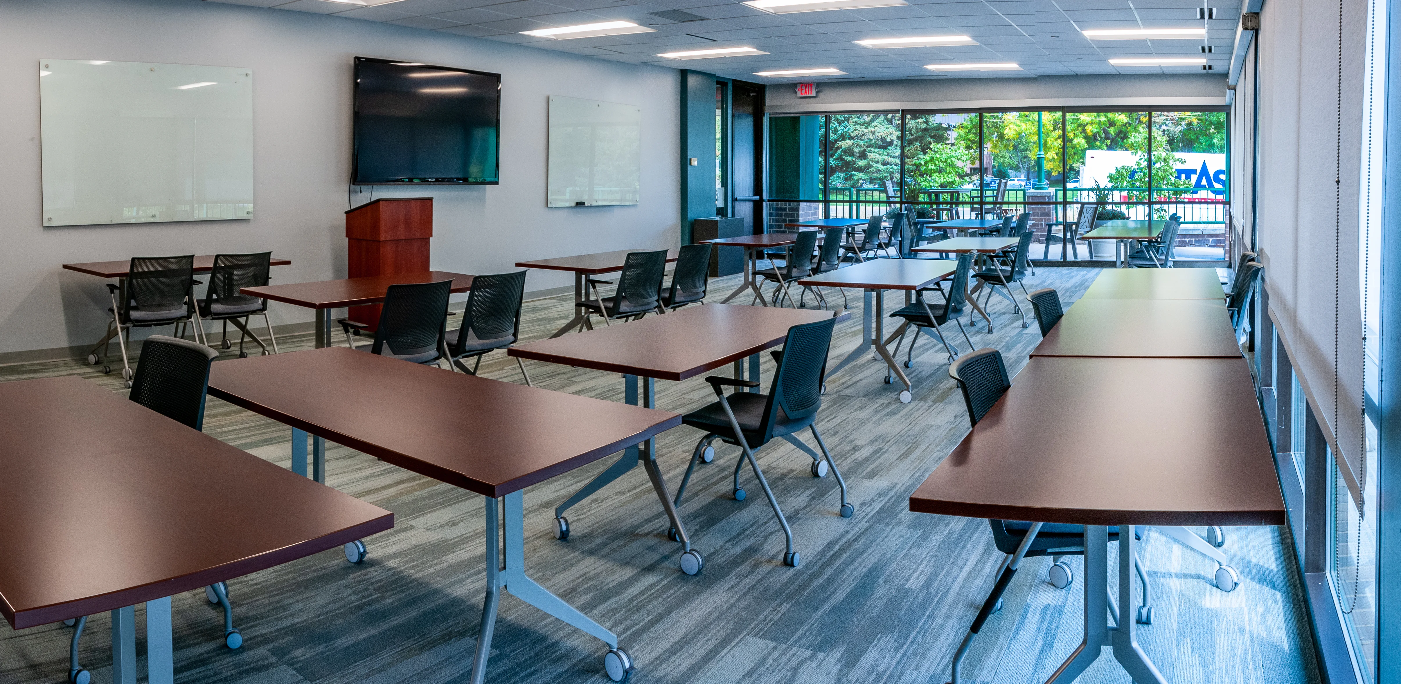 Edinborough Corporate Center — Lease in Edina, MN, photo 6 of 8