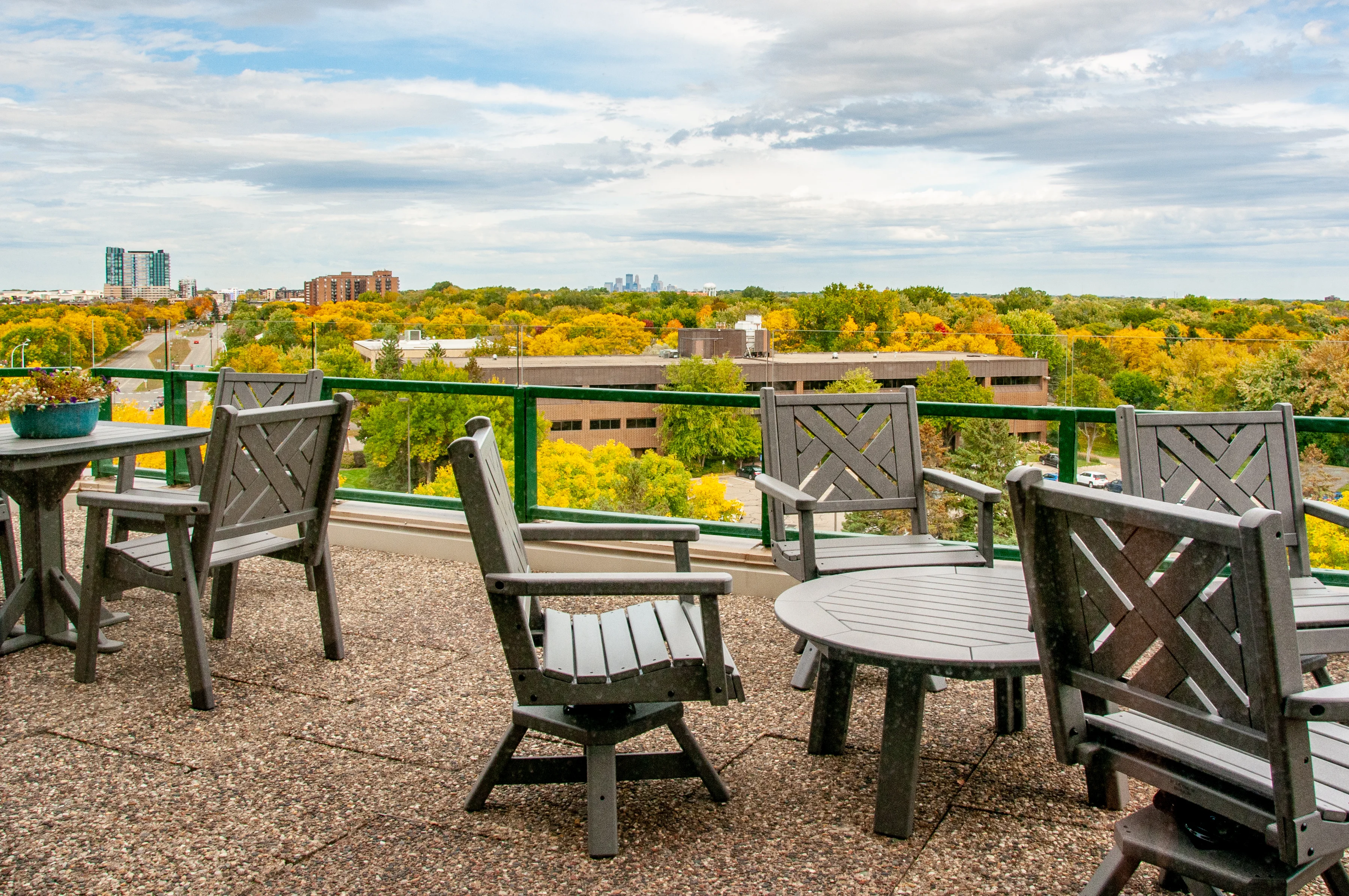 Edinborough Corporate Center — Lease in Edina, MN, photo 7 of 8