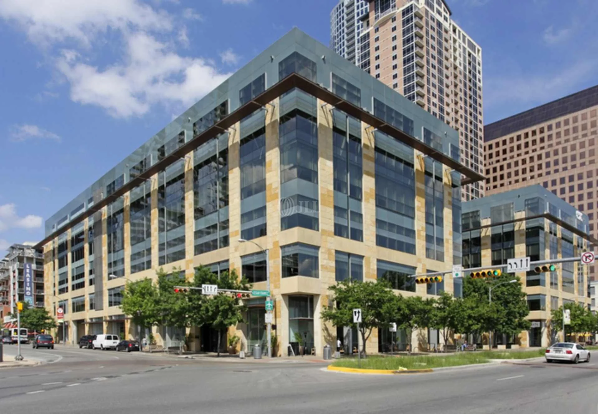 200 W Cesar Chavez - photo 4 - Austin, TX
