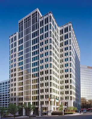 Commonwealth Tower — Lease in Arlington, VA, photo 1 of 8