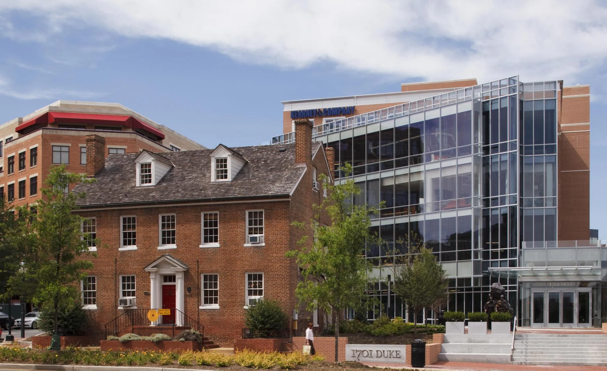 Edmonson Plaza — Lease in Alexandria, VA, photo 3 of 8