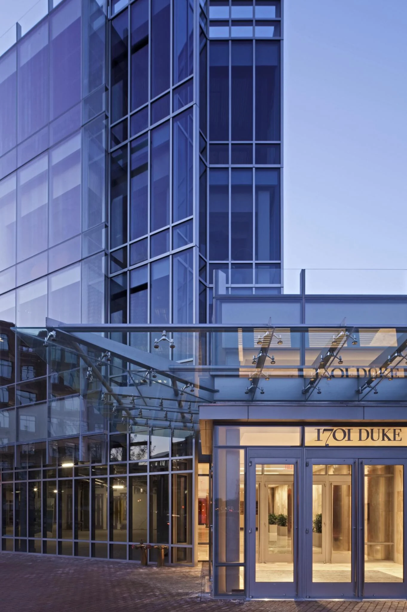 Edmonson Plaza — Lease in Alexandria, VA, photo 7 of 8