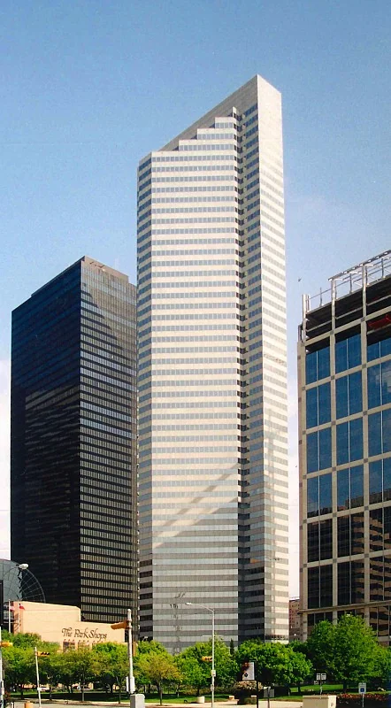 3 Houston Center