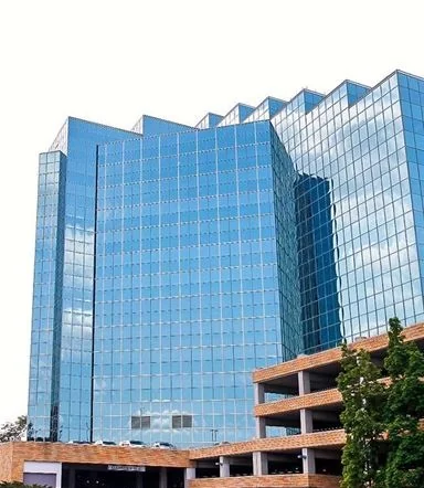 Minnesota Center — Lease in Bloomington, MN, photo 1 of 8