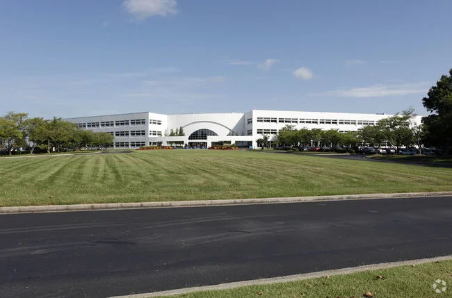 Commerce Center East