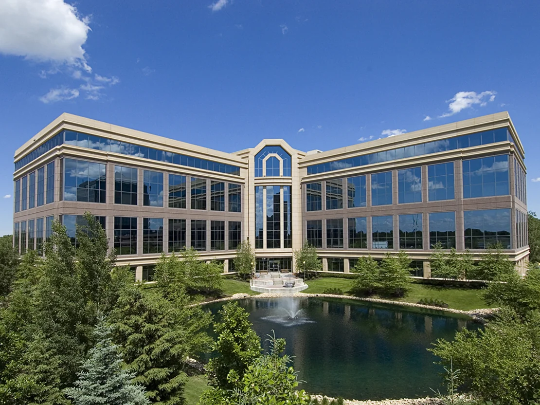 Golden Hills Office Center — Lease in Golden Valley, MN, photo 1 of 4