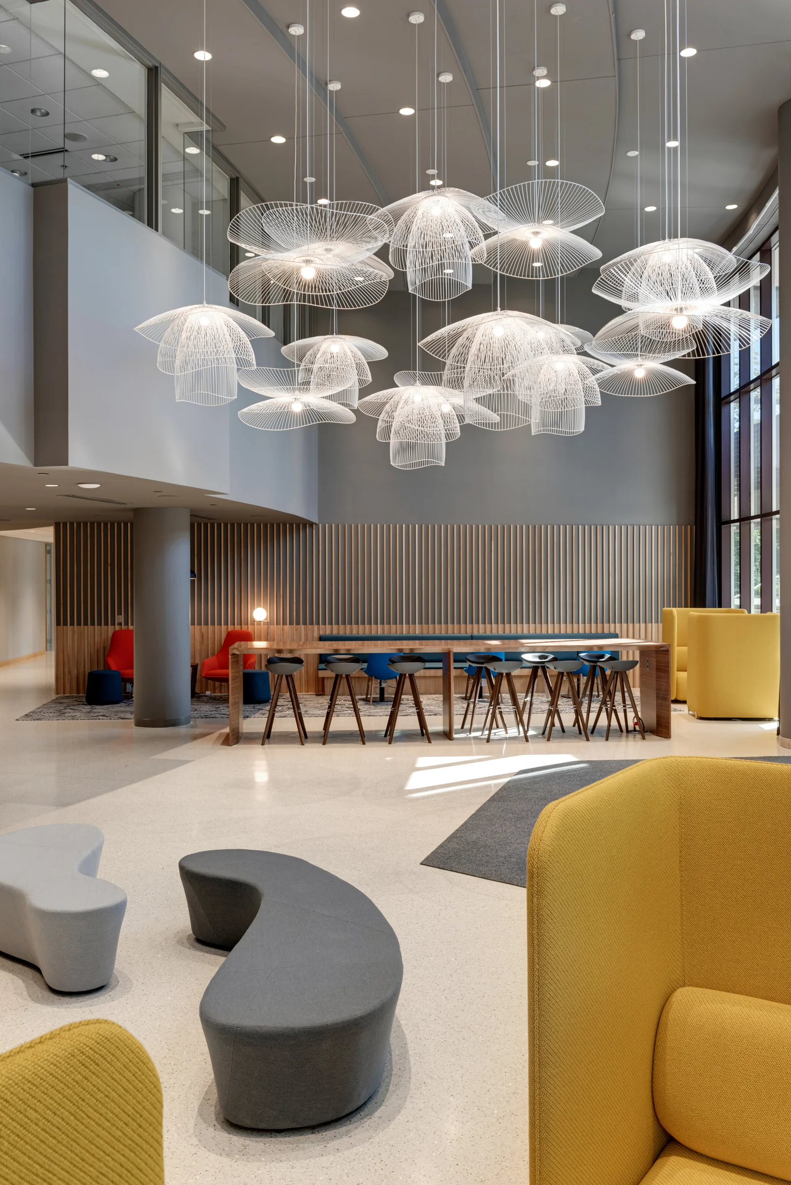 Eagandale Corporate Center — Lease in Eagan, MN, photo 1 of 8