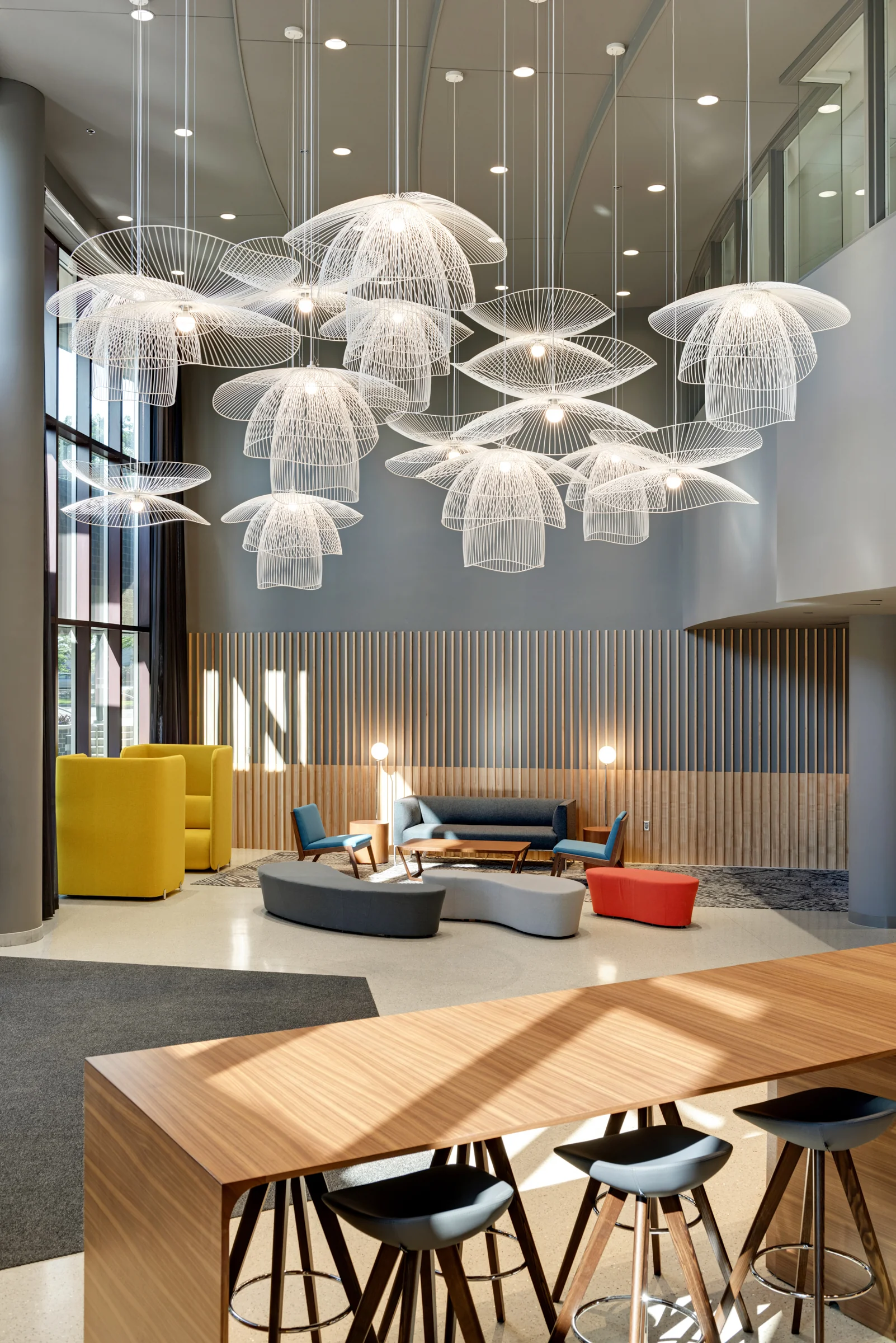 Eagandale Corporate Center — Lease in Eagan, MN, photo 2 of 8