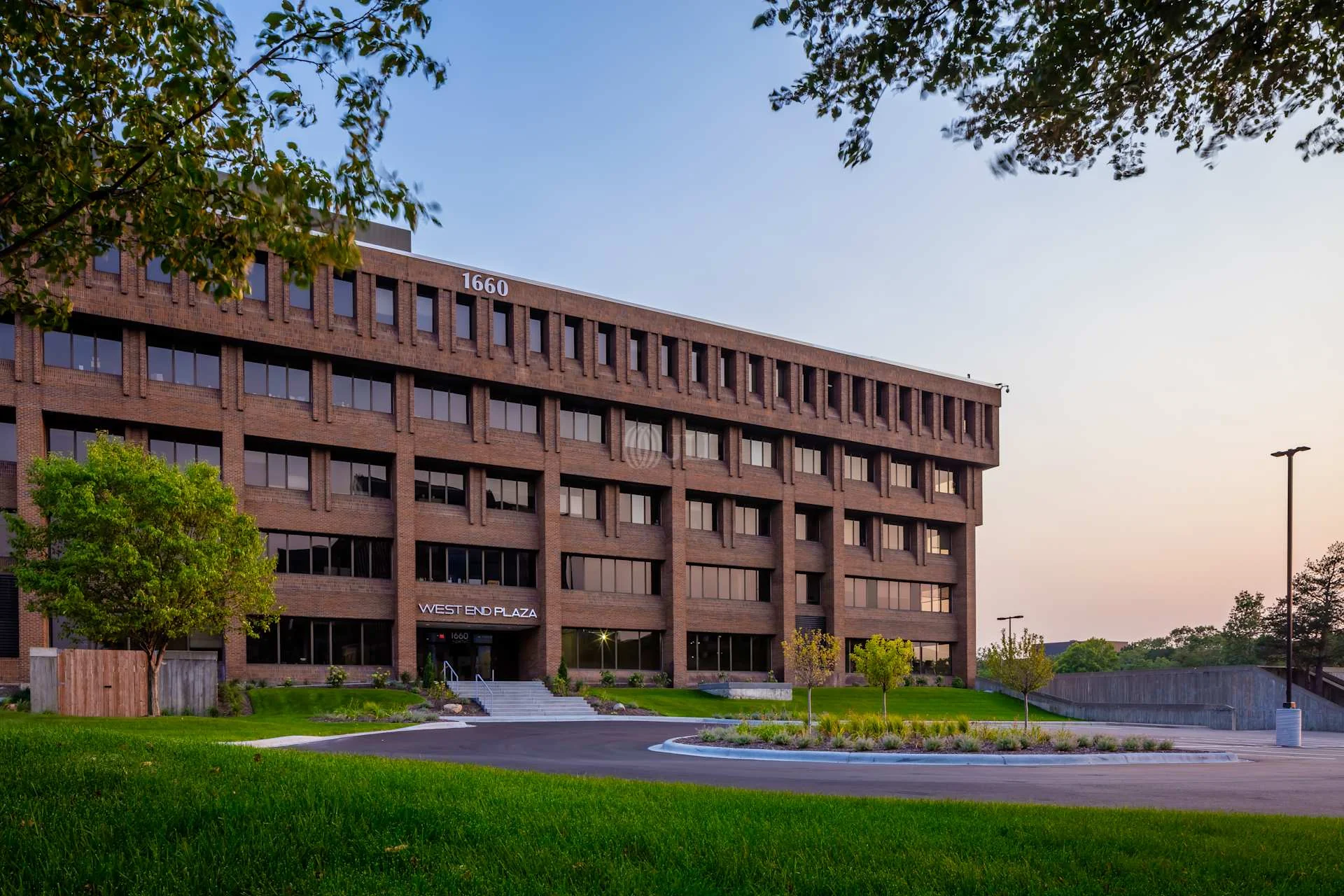 West End Plaza — Lease in Saint Louis Park, MN, photo 2 of 8