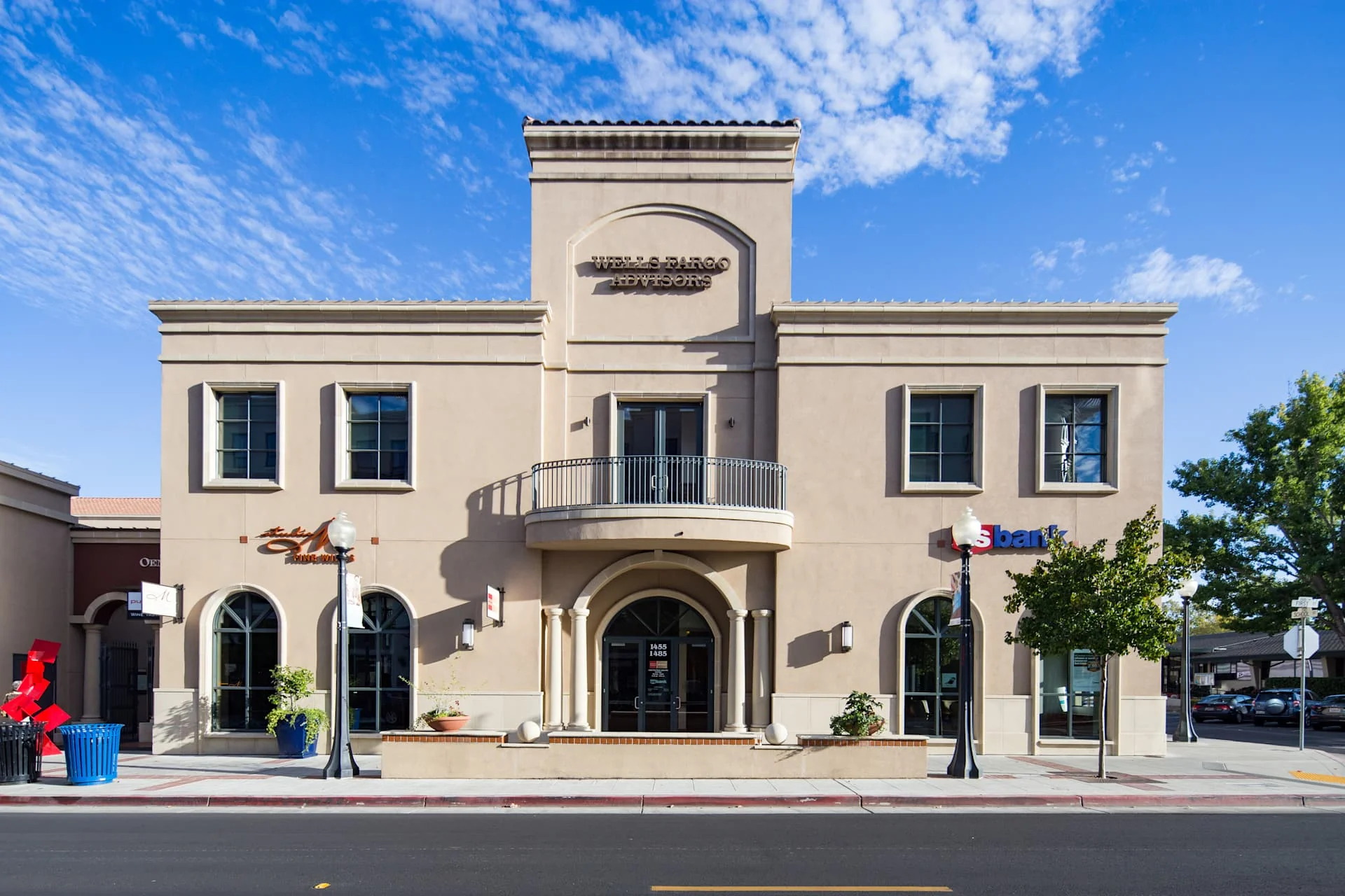 Napa Square — Lease in Napa, CA, photo 3 of 8