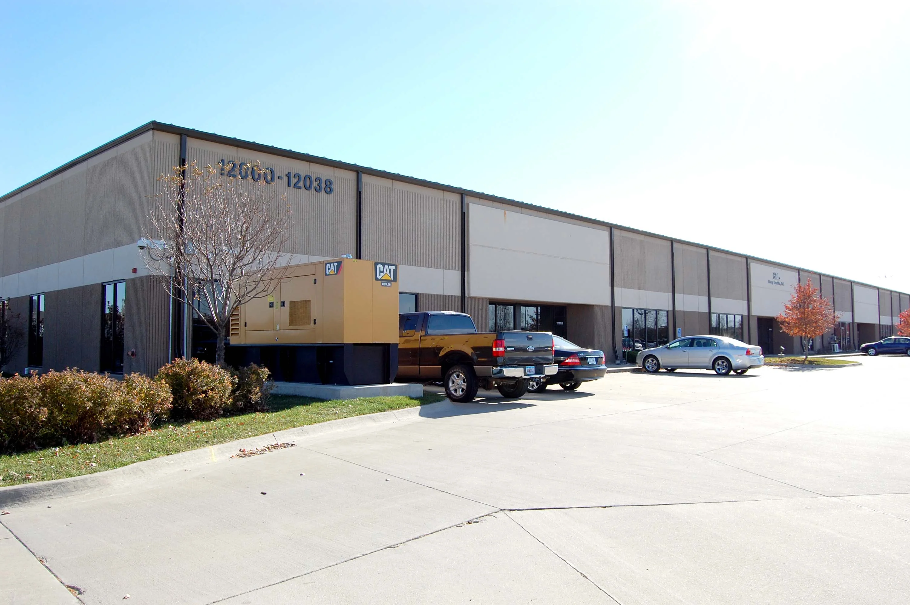 Crossroads Business Park — Lease in Urbandale, IA, photo 4 of 8