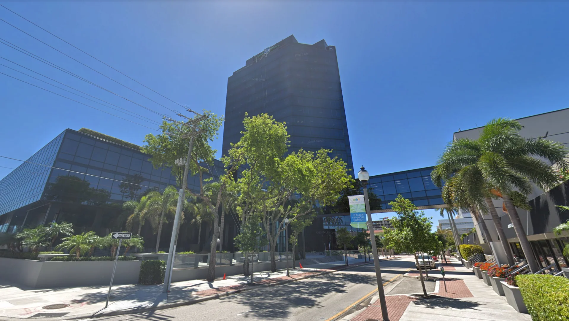 Northbridge Centre — Lease in West Palm Beach, FL, photo 1 of 8
