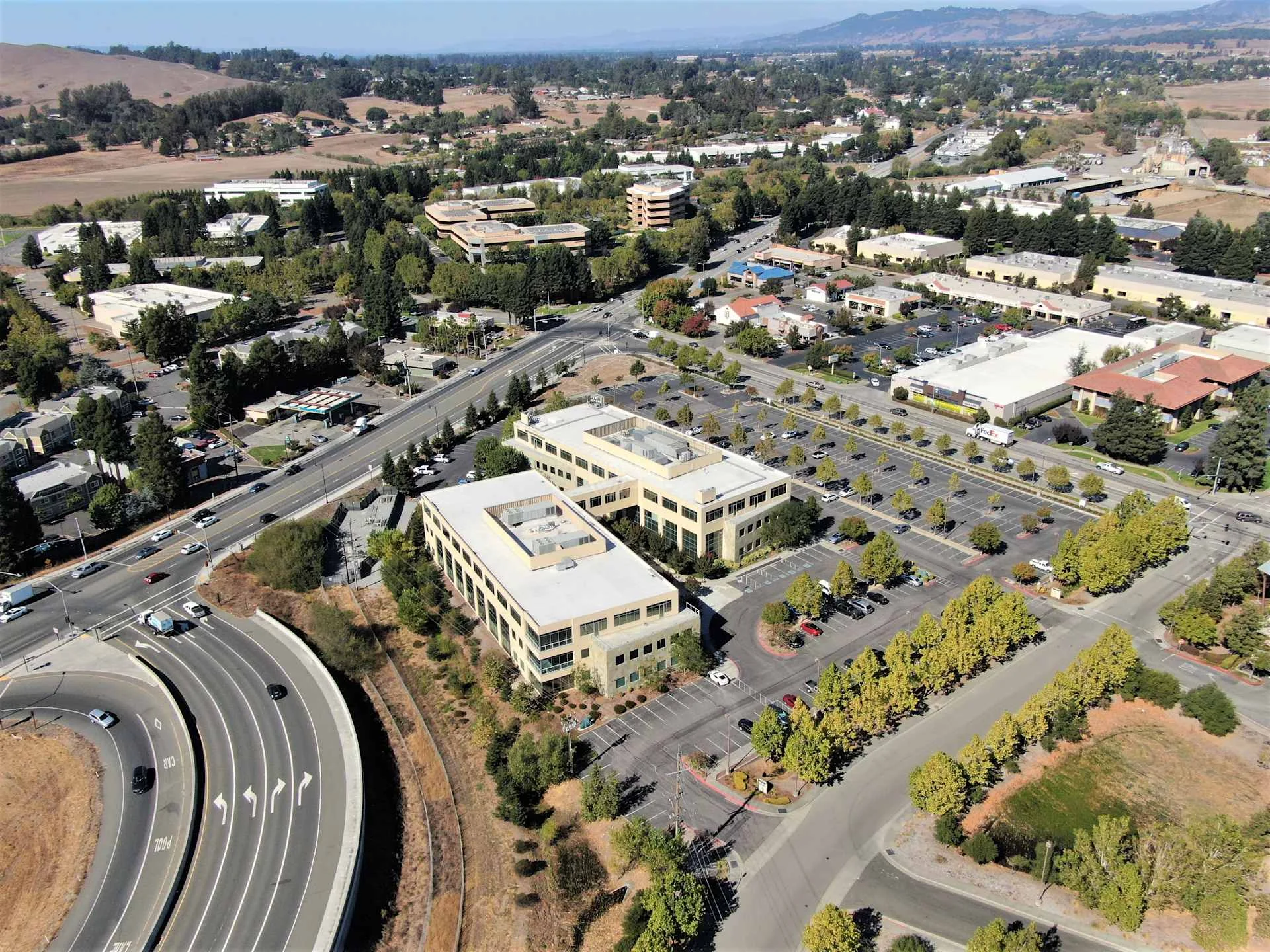 Redwood Business Center — Lease in Petaluma, CA, photo 3 of 8