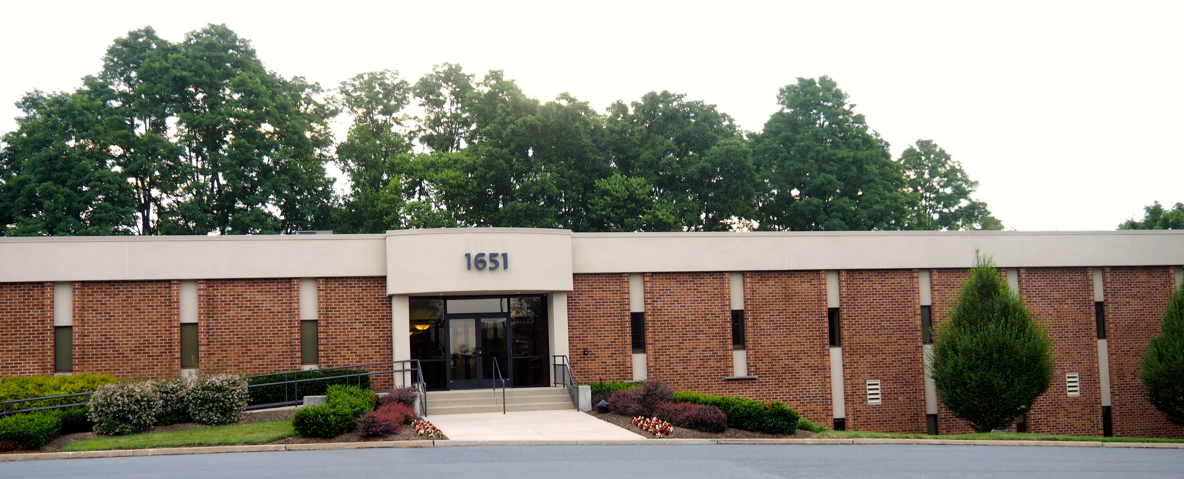 1651 N Cedar Crest Blvd — Lease in Allentown, PA, photo 1 of 4