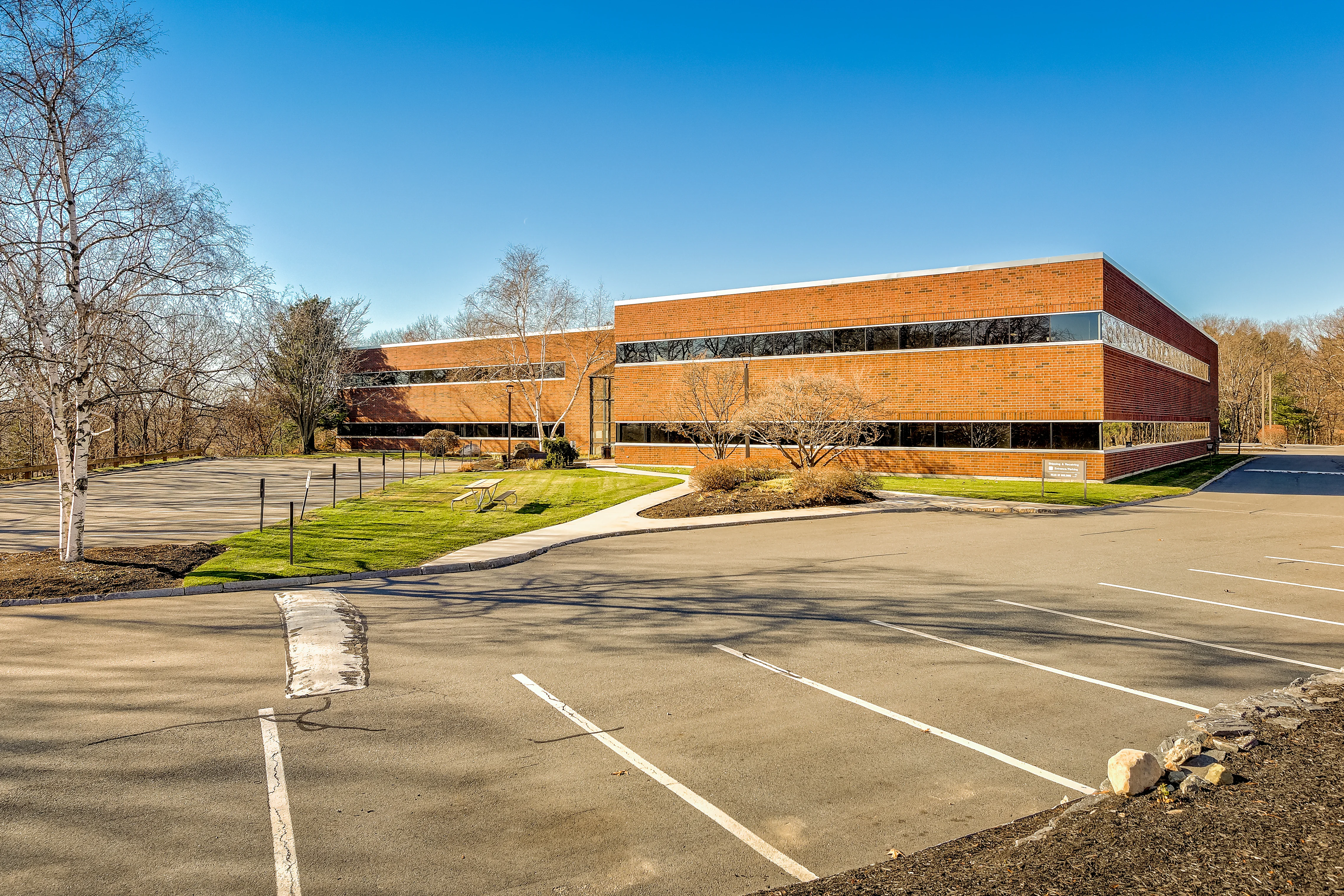 1432 Main — Lease in Waltham, MA, photo 1 of 8
