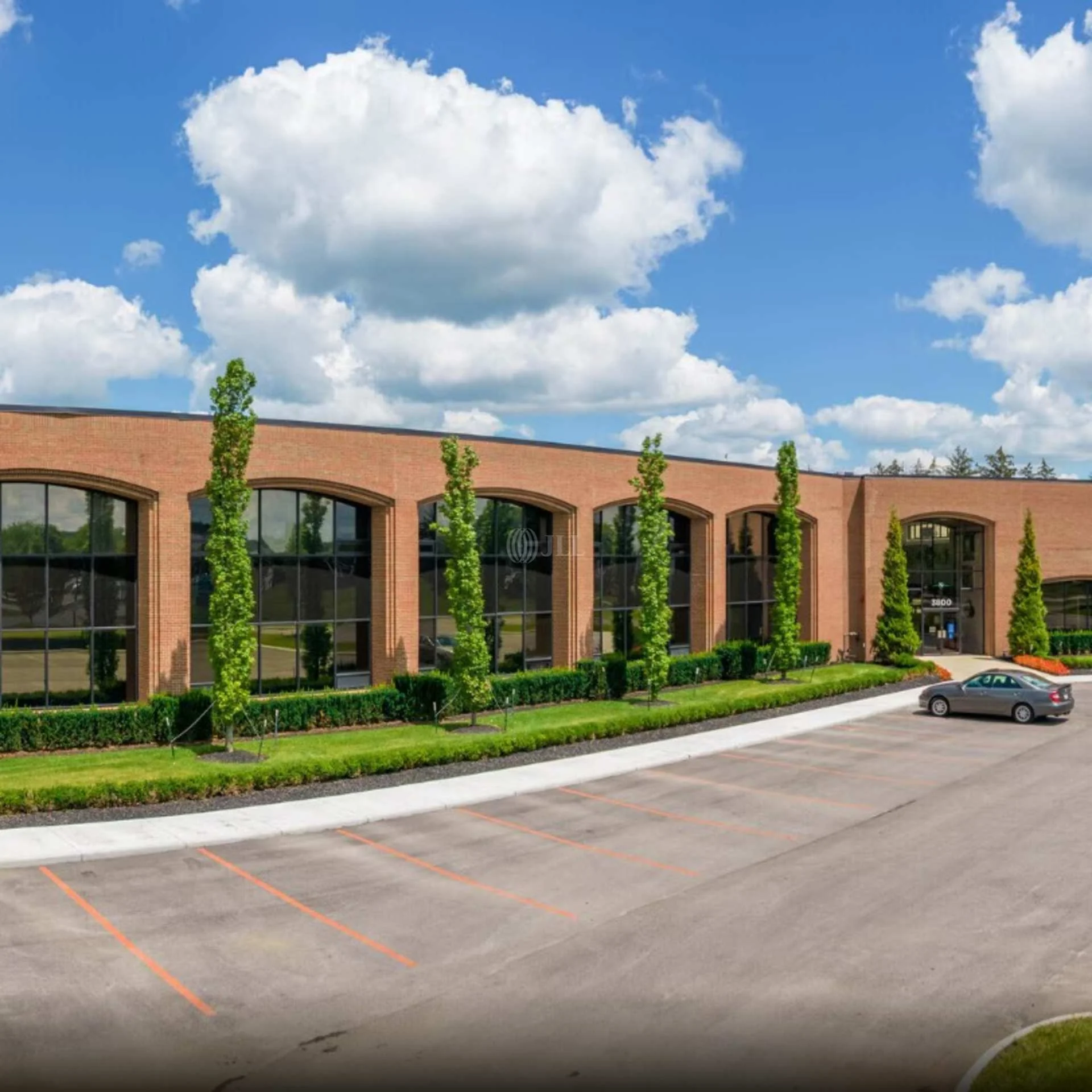3800 West Dublin Granville Road — Lease in Dublin, OH, photo 2 of 4