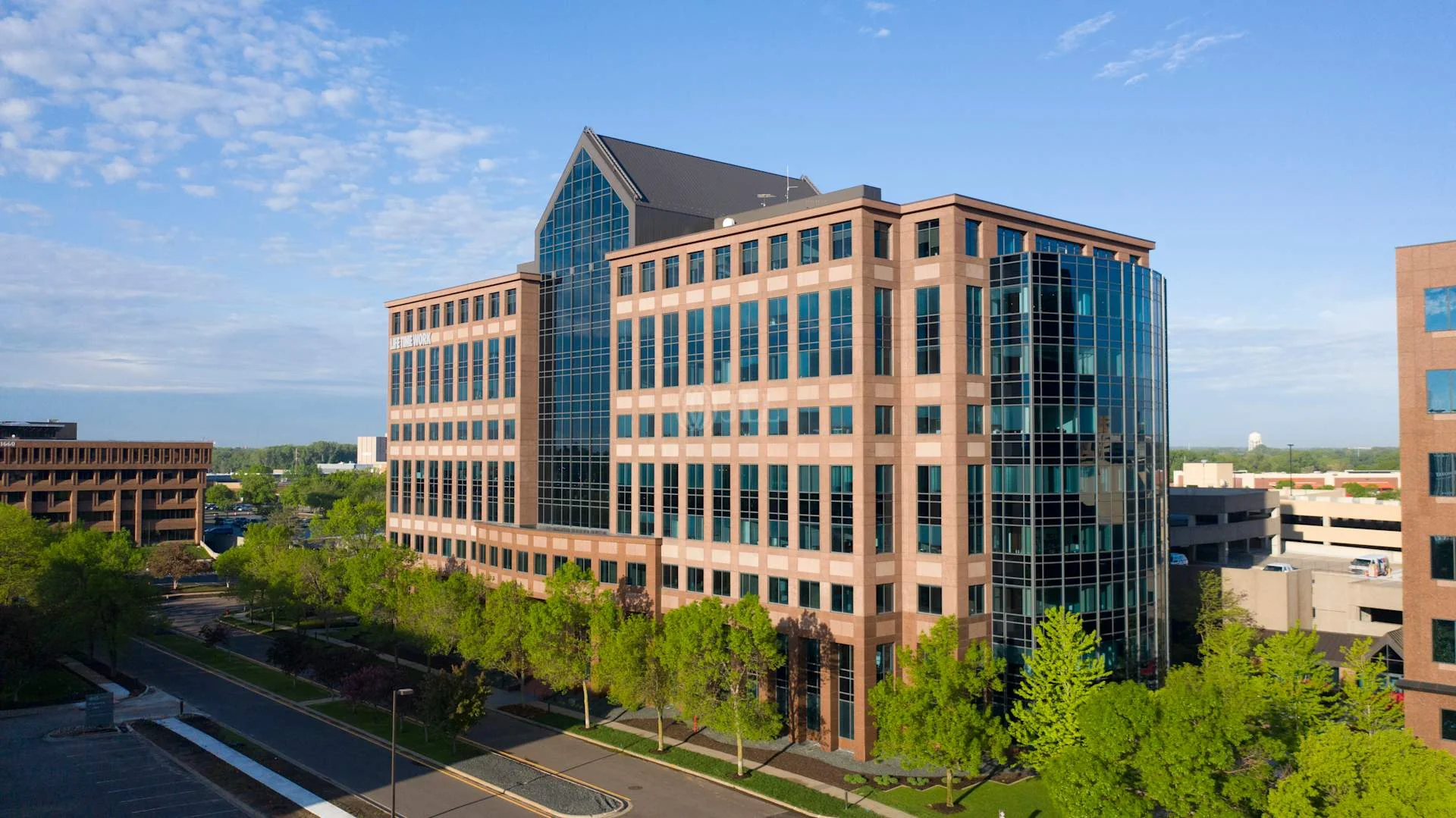 1600 Tower at West End — Lease in Saint Louis Park, MN, photo 7 of 8