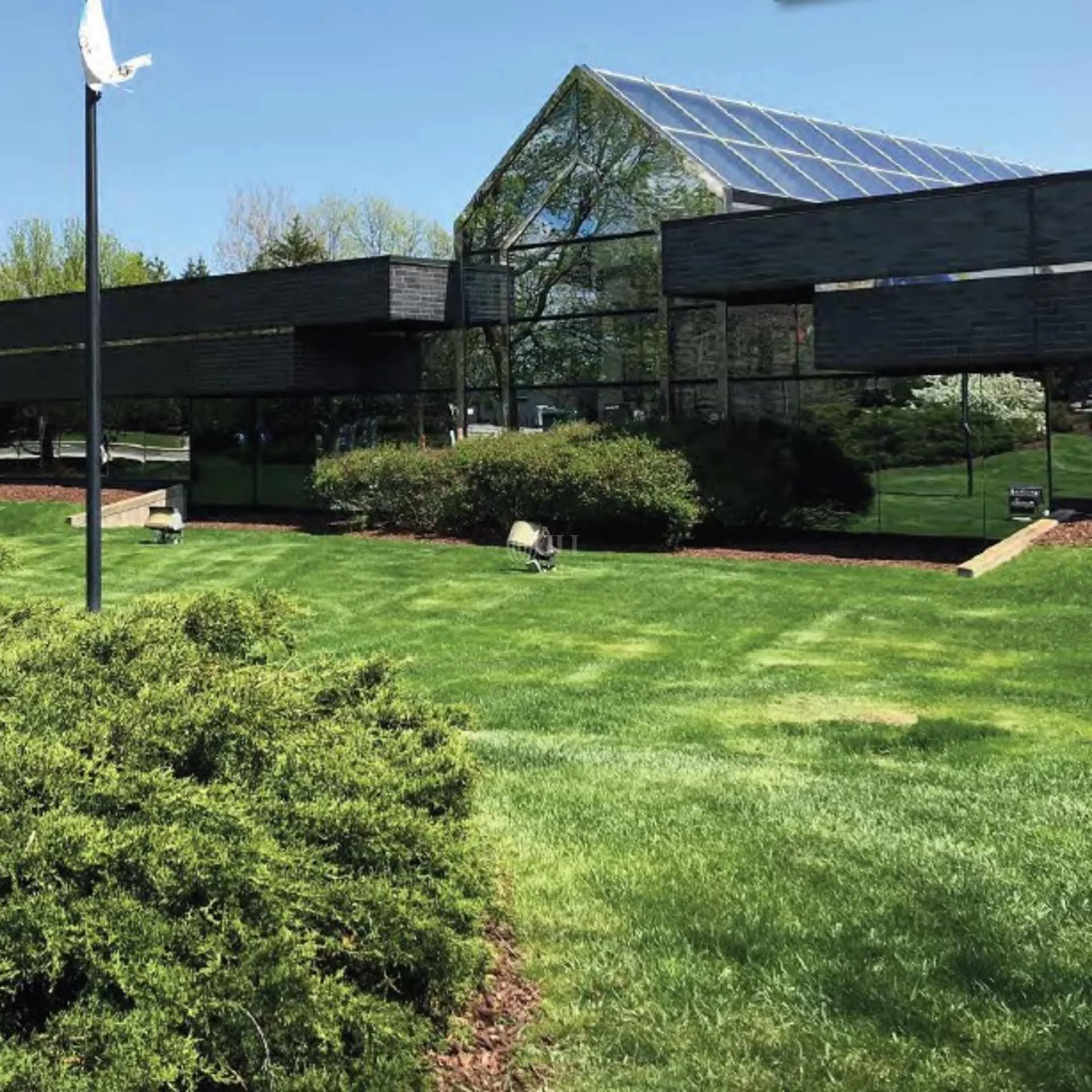 Crossroads Corporate Center IV — Lease in Waukesha, WI, photo 2 of 4