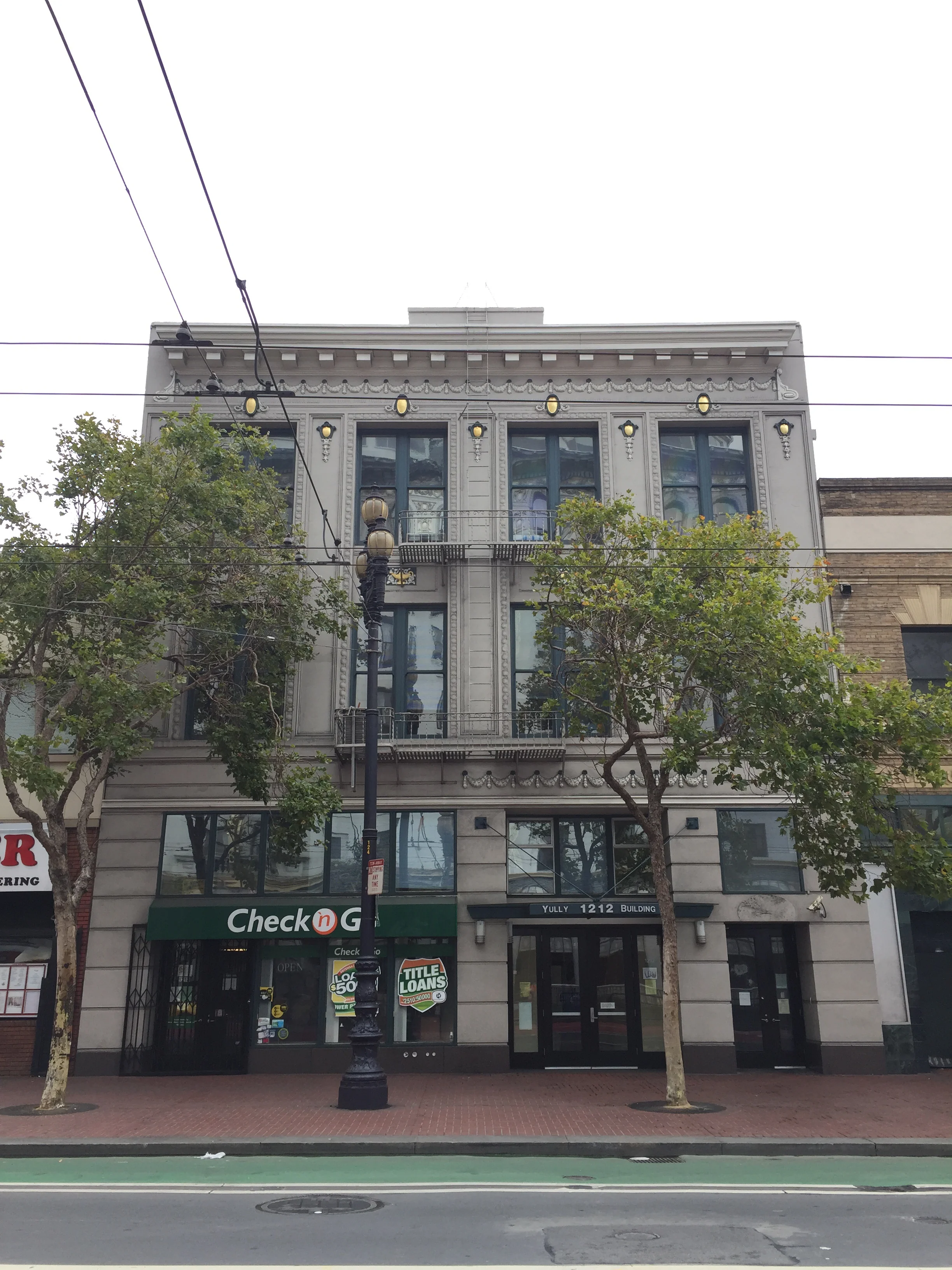 Yully Bldg