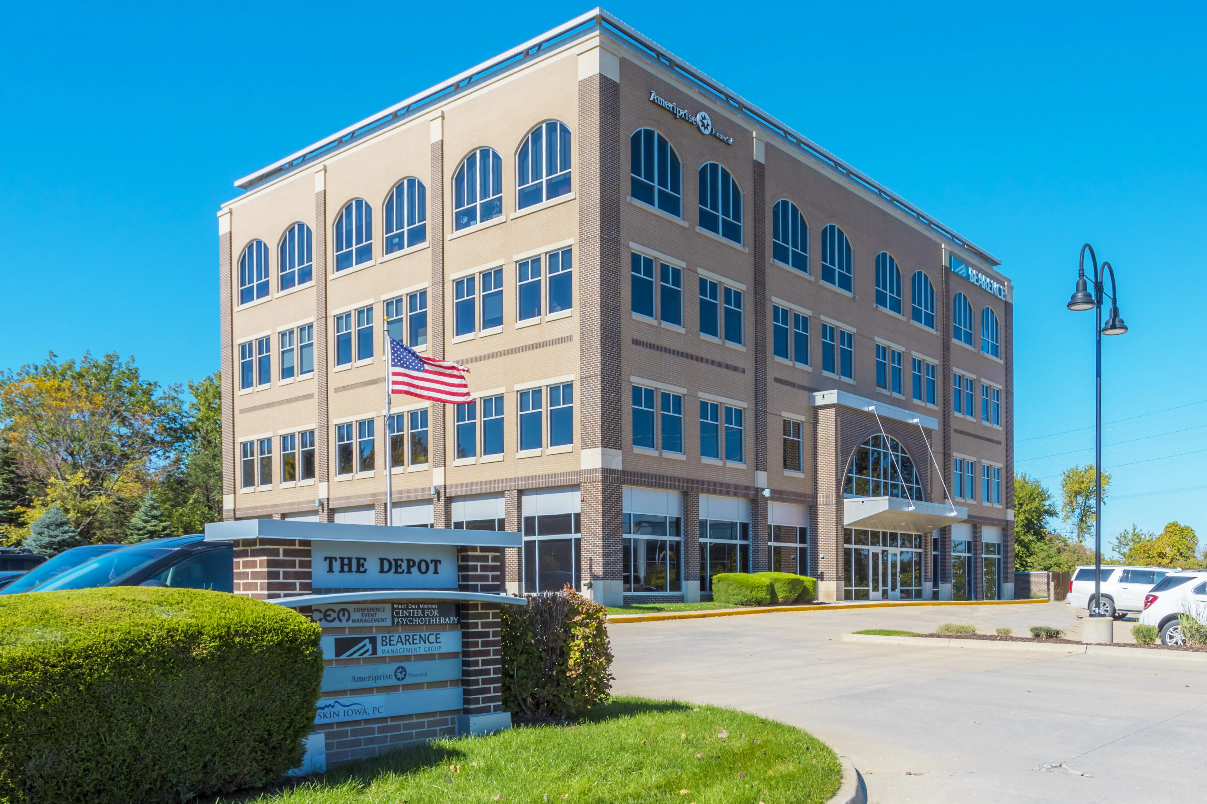 The Depot — Lease in West Des Moines, IA, photo 2 of 8