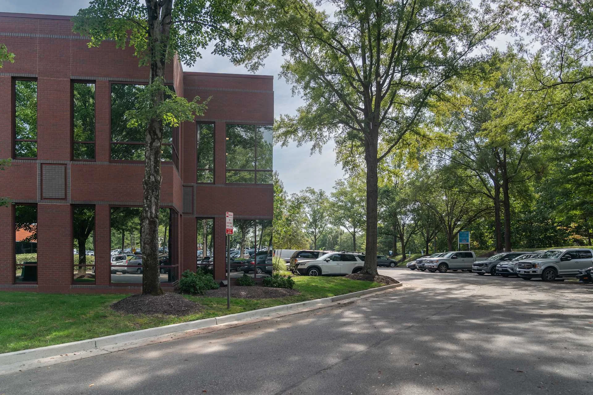 Waterfront Plaza — Lease in Glen Allen, VA, photo 6 of 6